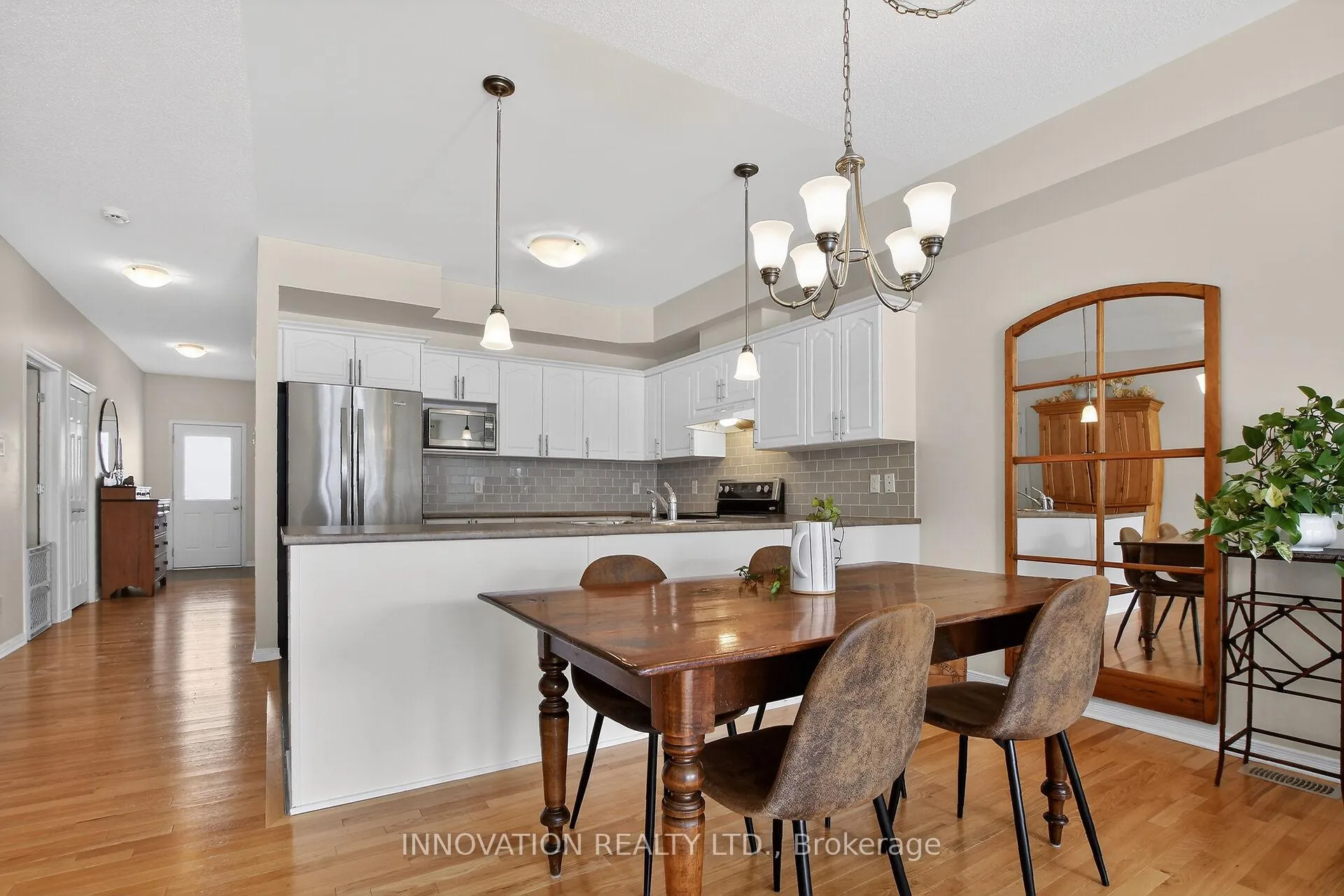 Photo 14 of 206 Edey Street, Arnprior — HOMEH