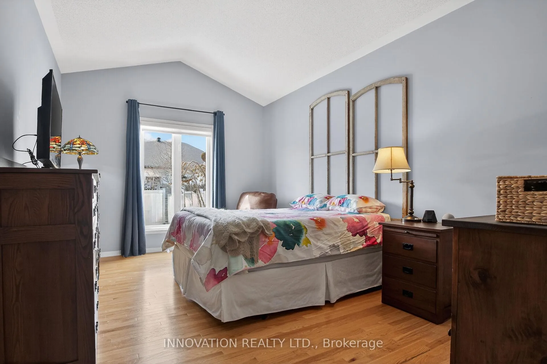 Photo 19 of 206 Edey Street, Arnprior — HOMEH