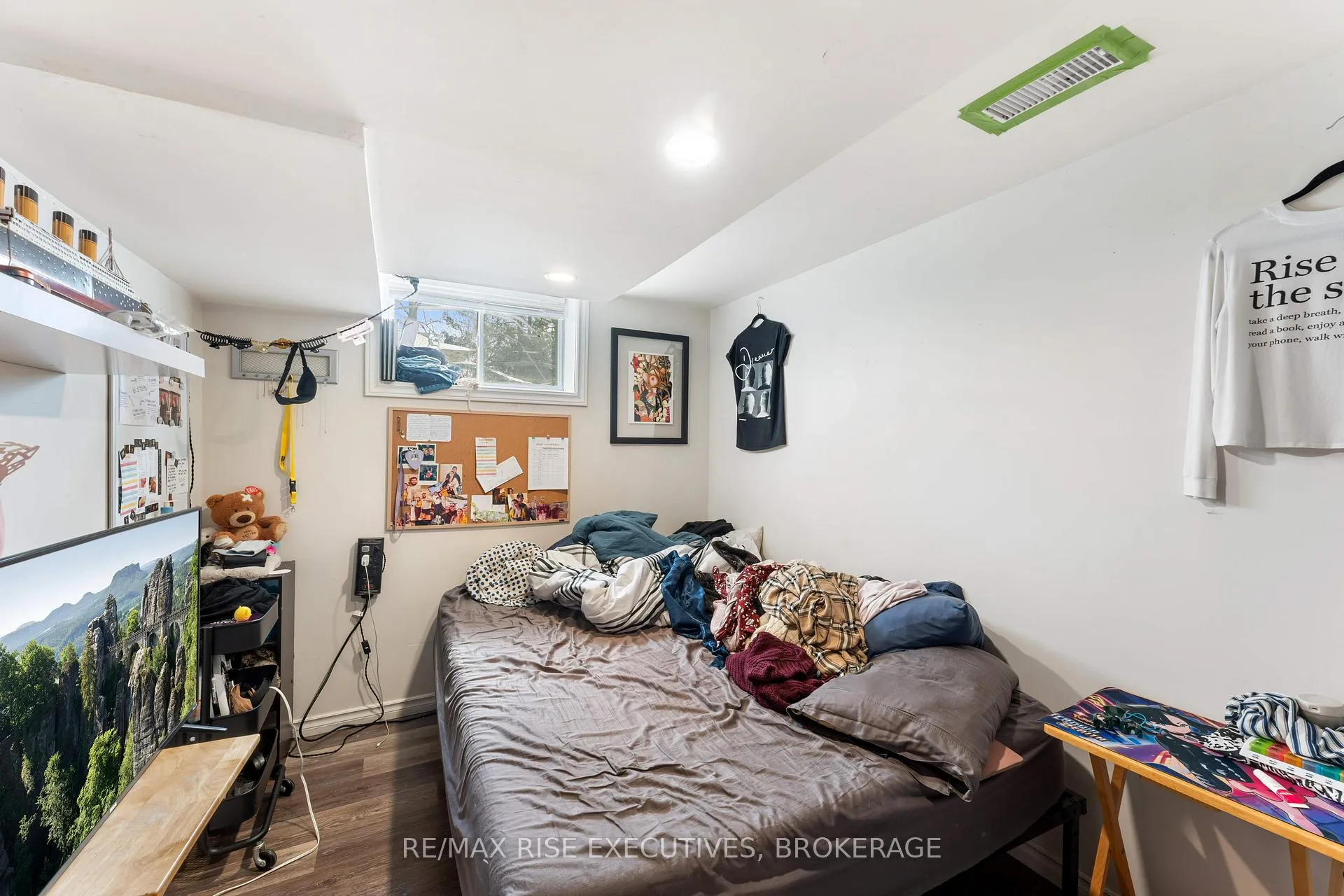 Photo 10 of 744 Selkirk Road, Kingston, North of Taylor-Kidd Blvd — HOMEH