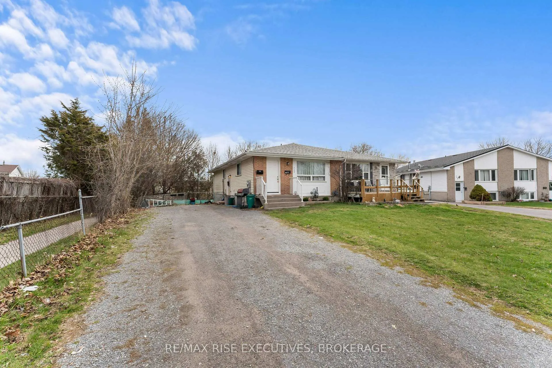 Photo 16 of 744 Selkirk Road, Kingston, North of Taylor-Kidd Blvd — HOMEH