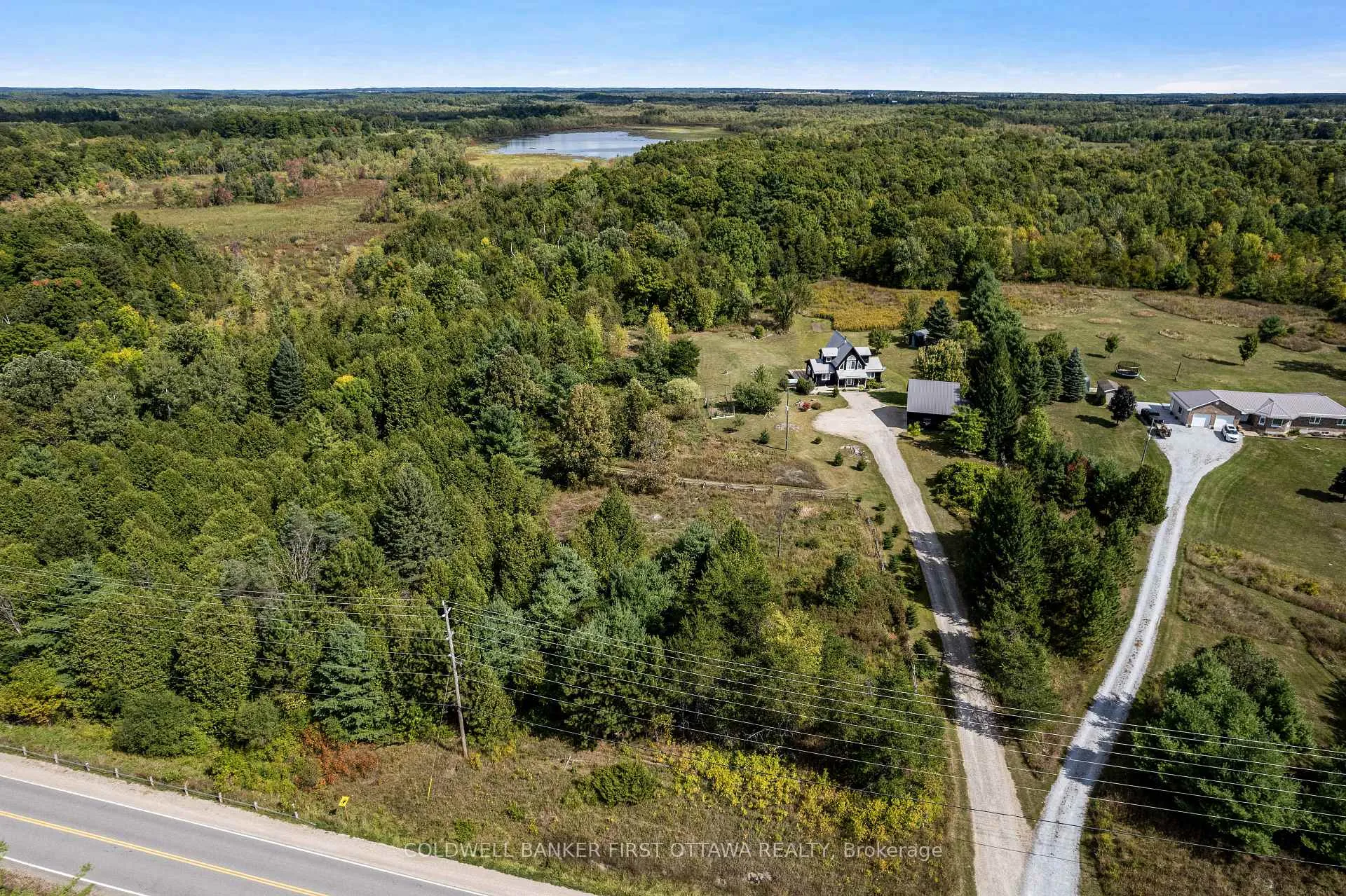 Photo 2 of 1158 Fallbrook Road, Tay Valley, Bathurst/Burgess & Sherbrooke (Bathurst) Twp — HOMEH