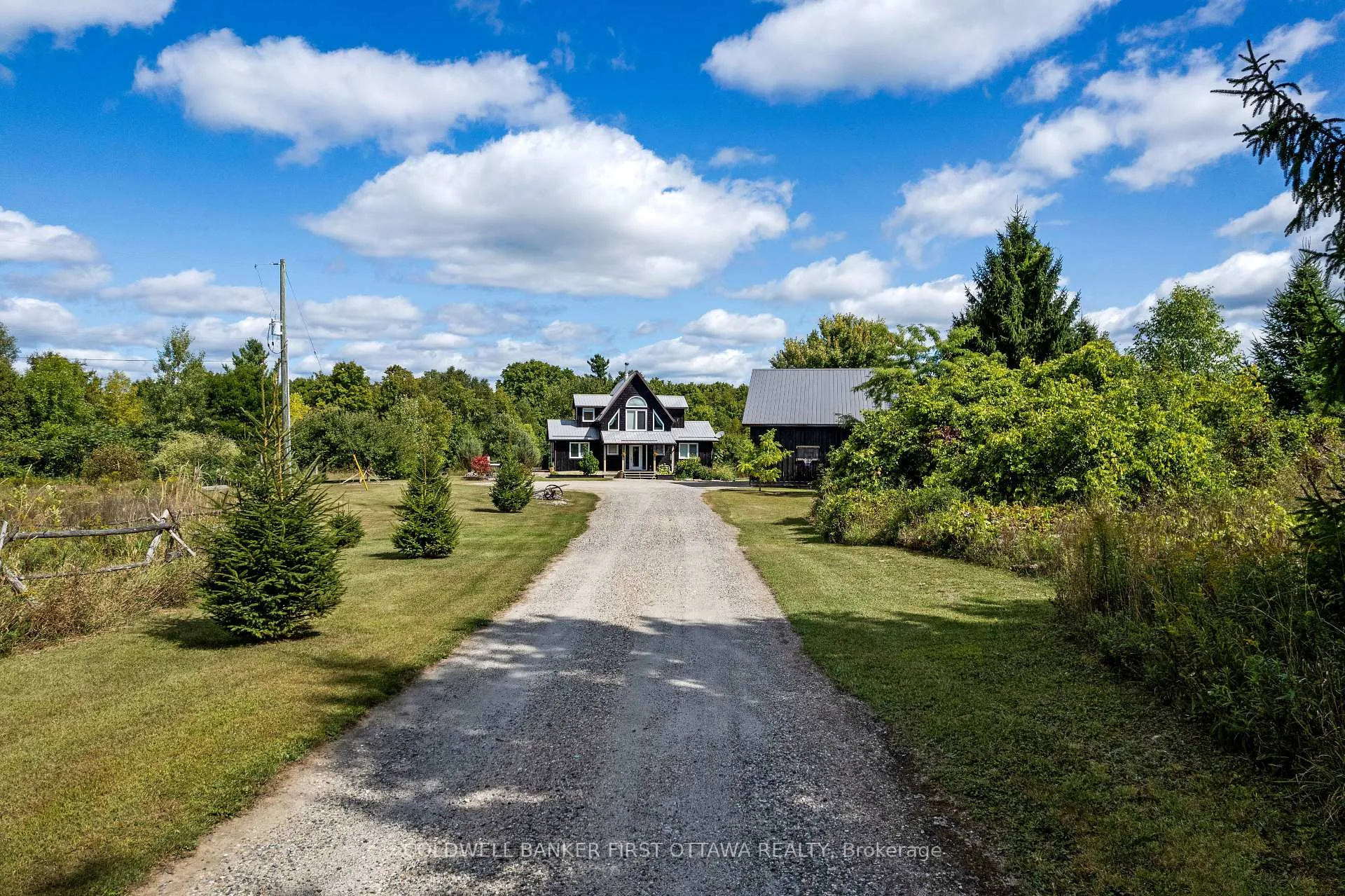 Photo 4 of 1158 Fallbrook Road, Tay Valley, Bathurst/Burgess & Sherbrooke (Bathurst) Twp — HOMEH
