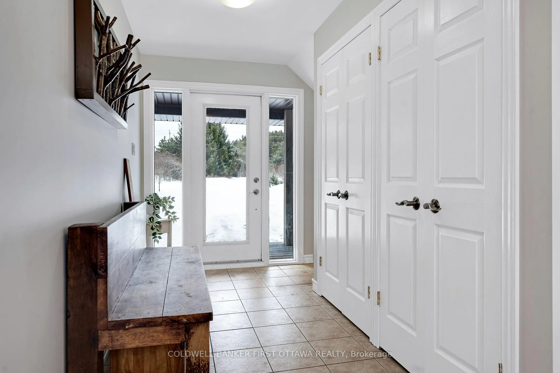 Photo 10 of 1158 Fallbrook Road, Tay Valley, Bathurst/Burgess & Sherbrooke (Bathurst) Twp — HOMEH