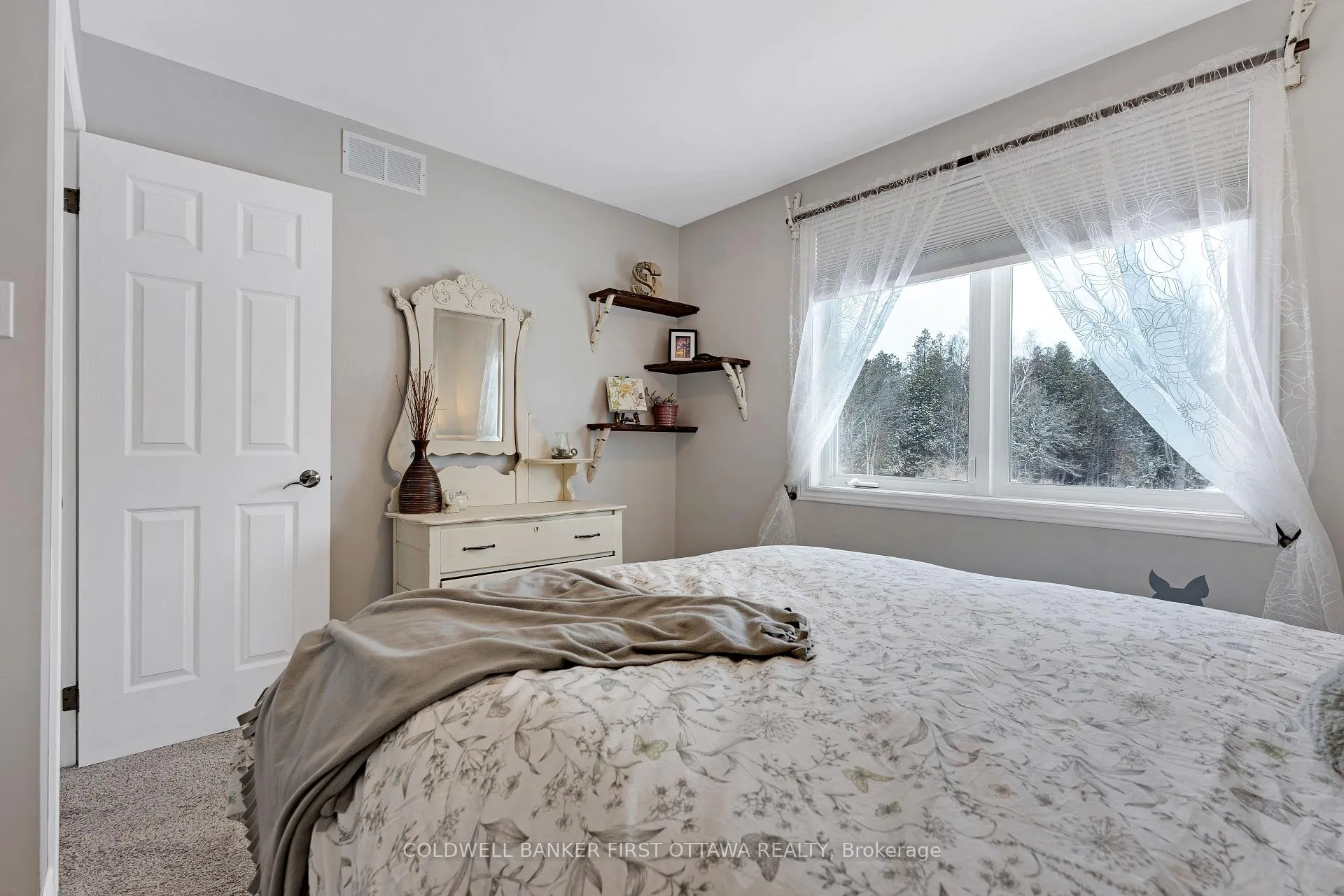 Photo 21 of 1158 Fallbrook Road, Tay Valley, Bathurst/Burgess & Sherbrooke (Bathurst) Twp — HOMEH