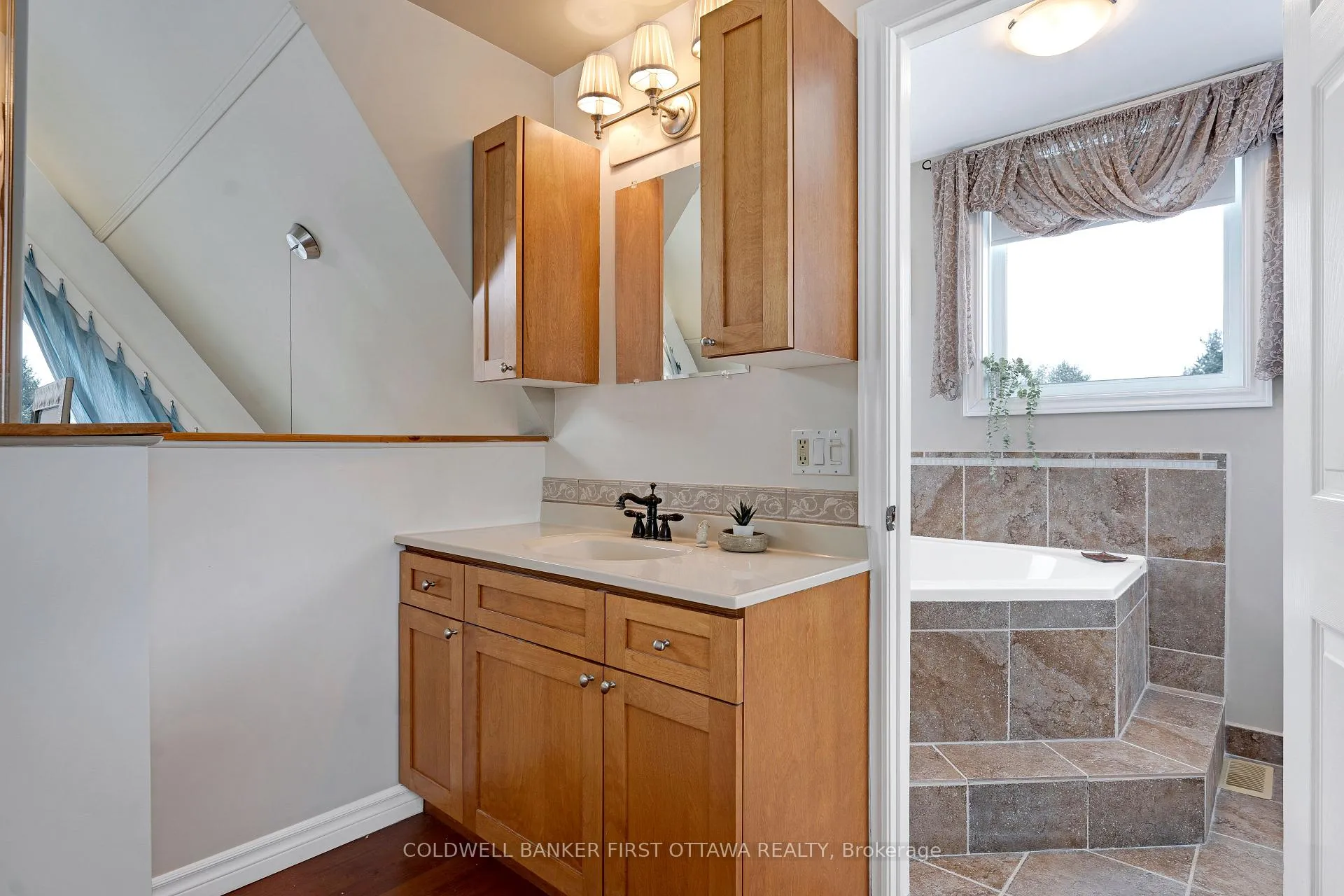 Photo 28 of 1158 Fallbrook Road, Tay Valley, Bathurst/Burgess & Sherbrooke (Bathurst) Twp — HOMEH