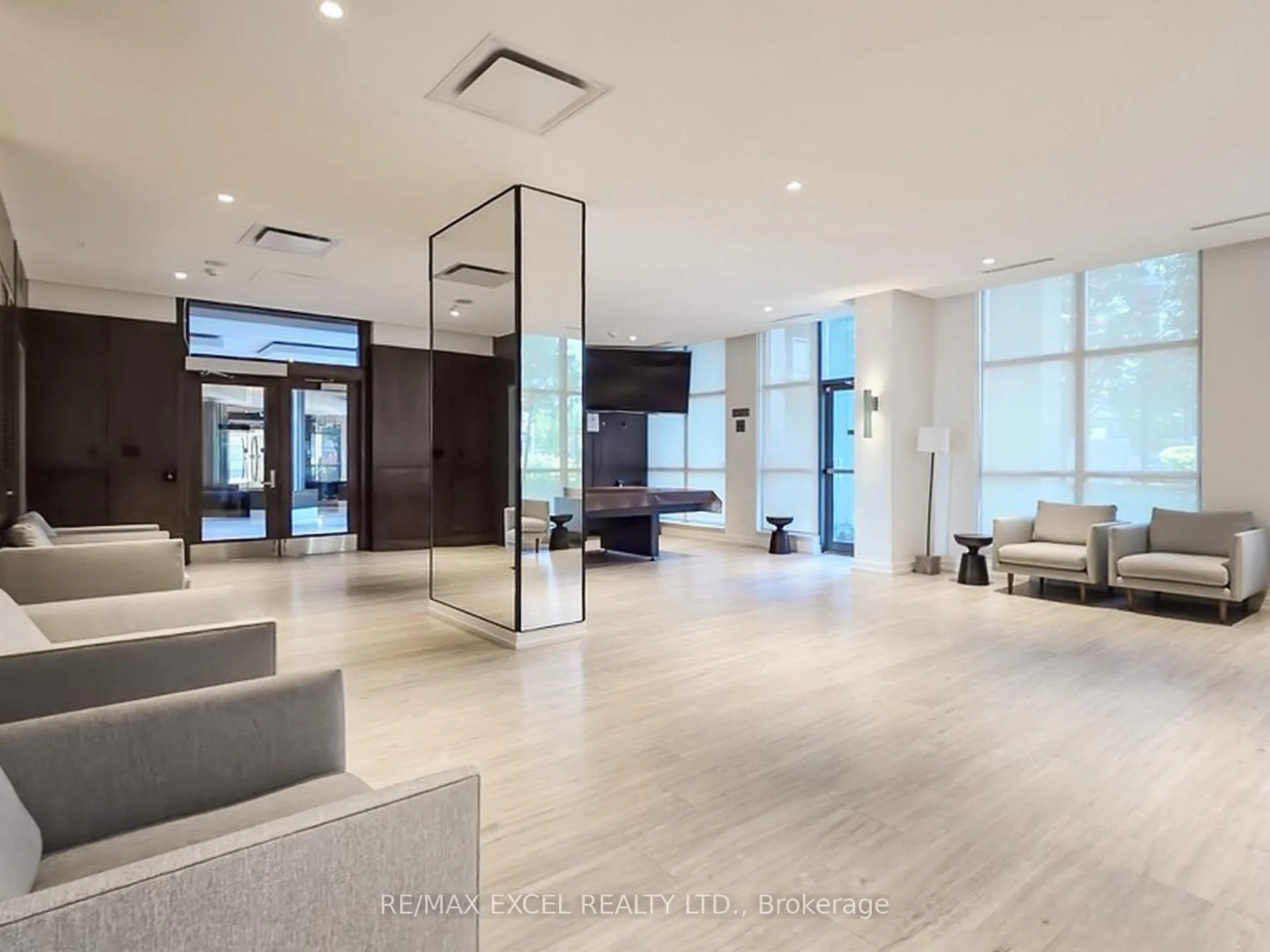 Photo 16 of Unit LPH01, 410 Queens Quay, Toronto, Waterfront Communities — HOMEH