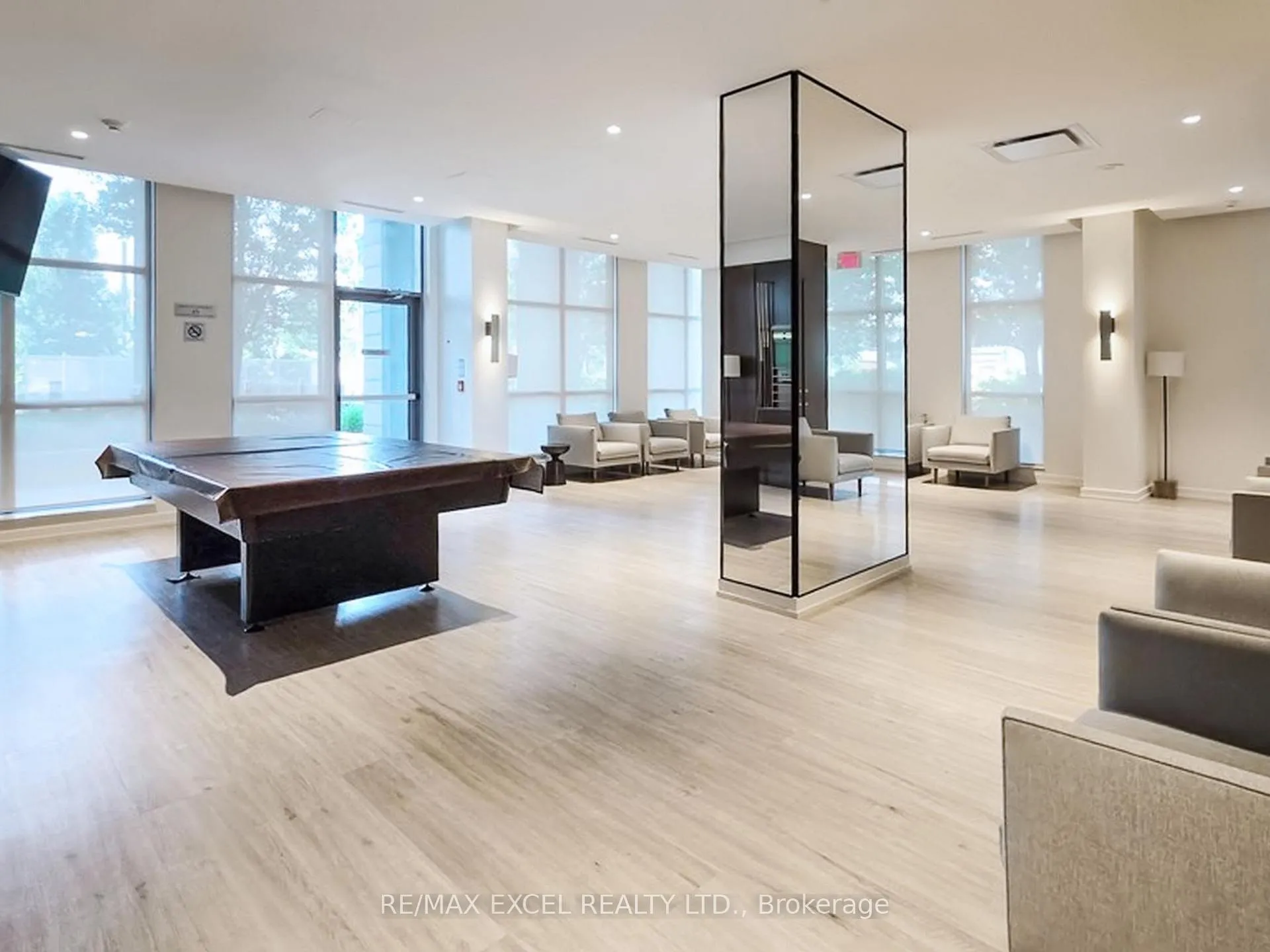 Photo 17 of Unit LPH01, 410 Queens Quay, Toronto, Waterfront Communities — HOMEH