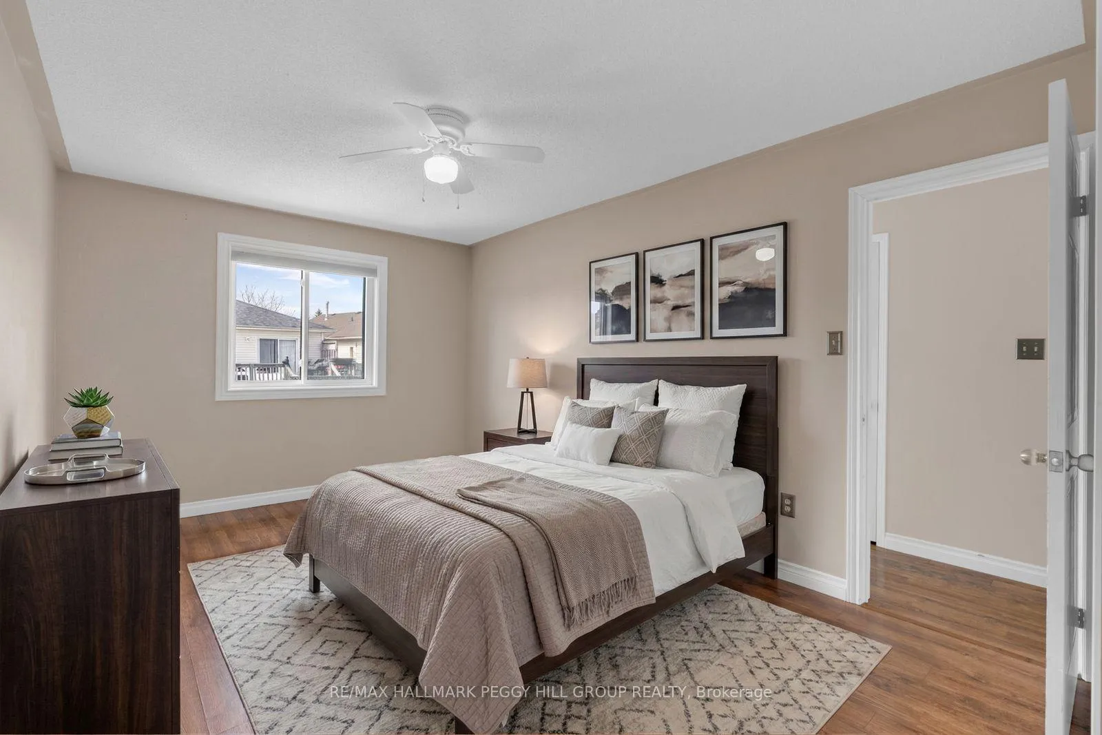 Photo 6 of 47 Chalmers Drive, Barrie, Painswick South — HOMEH