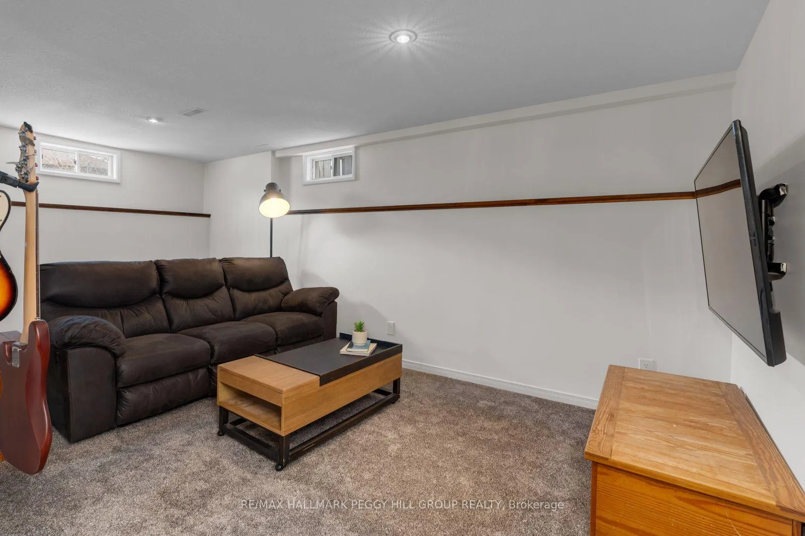 Photo 8 of 47 Chalmers Drive, Barrie, Painswick South — HOMEH