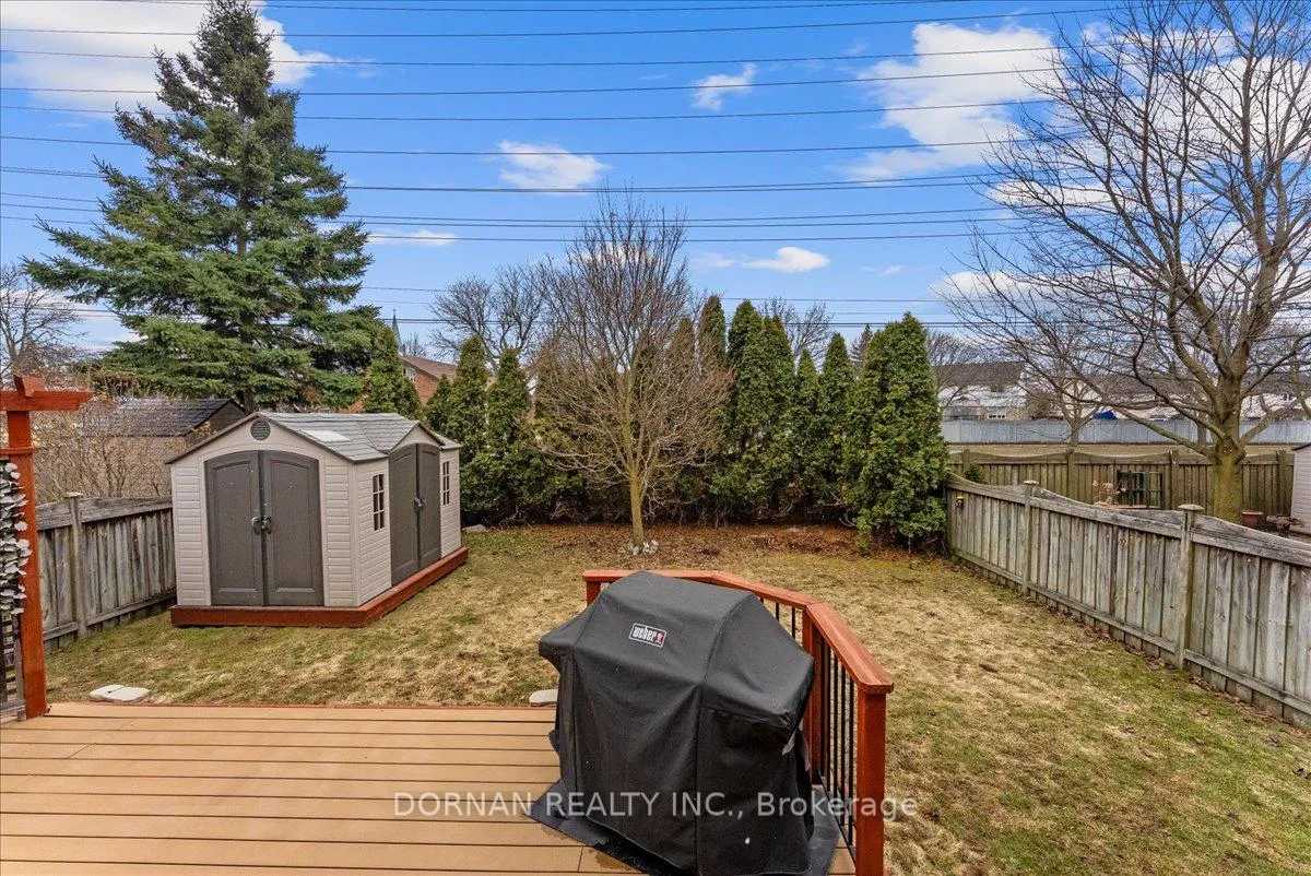 Photo 39 of 3 Bancroft Crescent, Whitby, Williamsburg — HOMEH