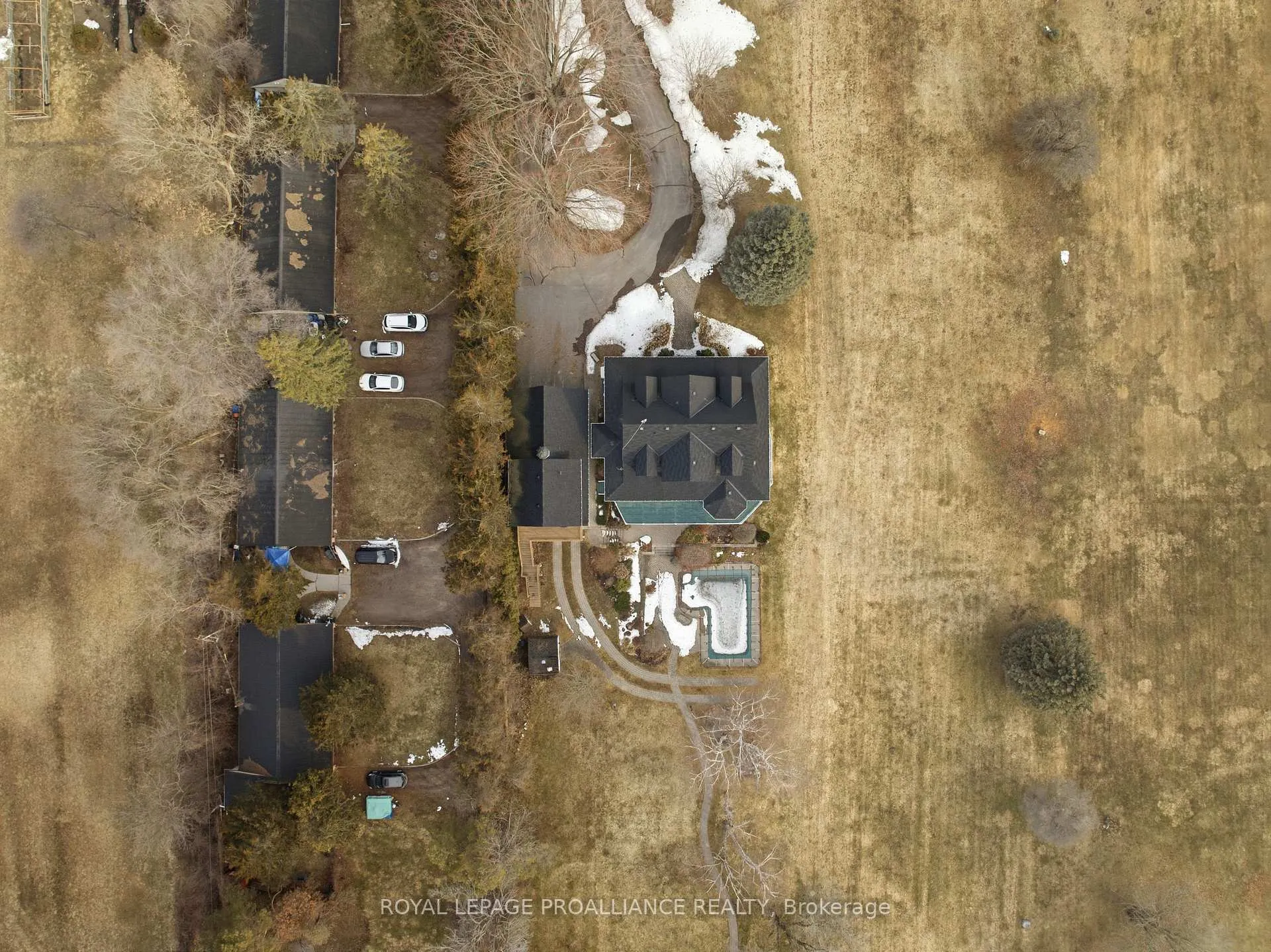 Photo 37 of 630 Old Highway 2, Quinte West, Sidney Ward — HOMEH