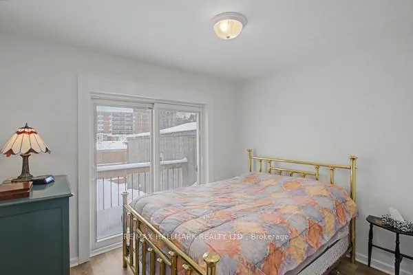 Photo 11 of 37 Avis Crescent, Toronto, O'Connor-Parkview — HOMEH