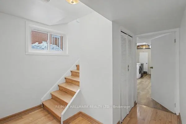 Photo 17 of 37 Avis Crescent, Toronto, O'Connor-Parkview — HOMEH