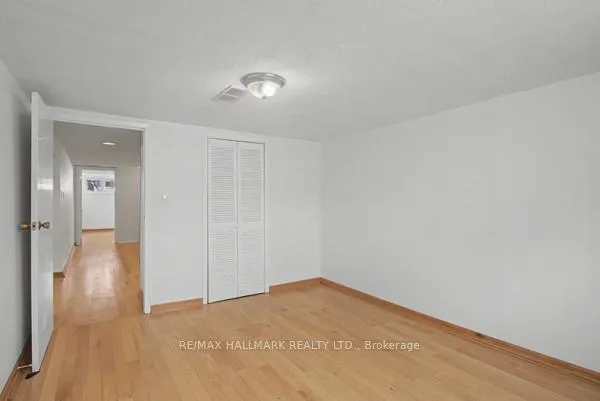 Photo 21 of 37 Avis Crescent, Toronto, O'Connor-Parkview — HOMEH