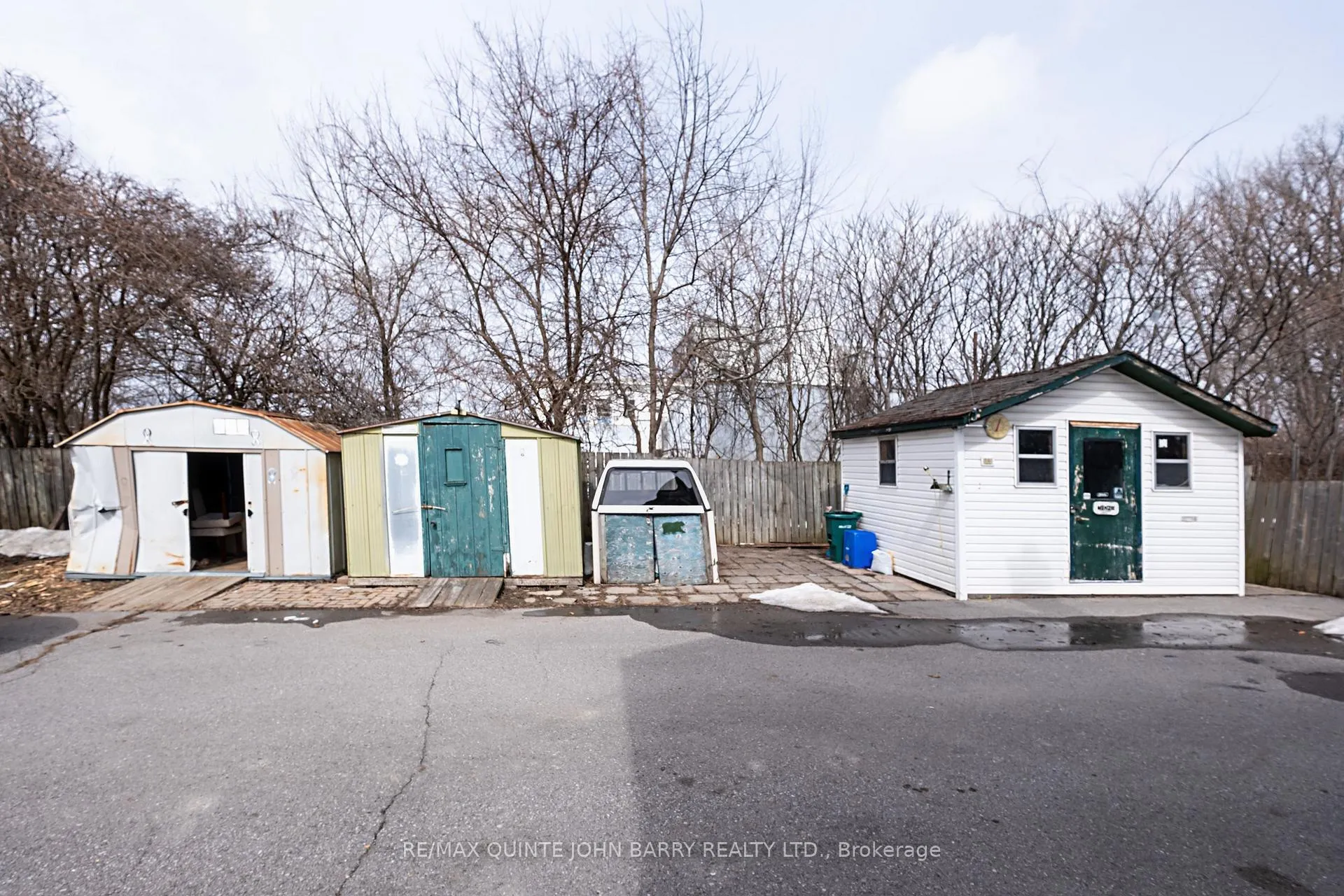 Photo 5 of 115 Dufferin Avenue, Quinte West, Trenton Ward — HOMEH