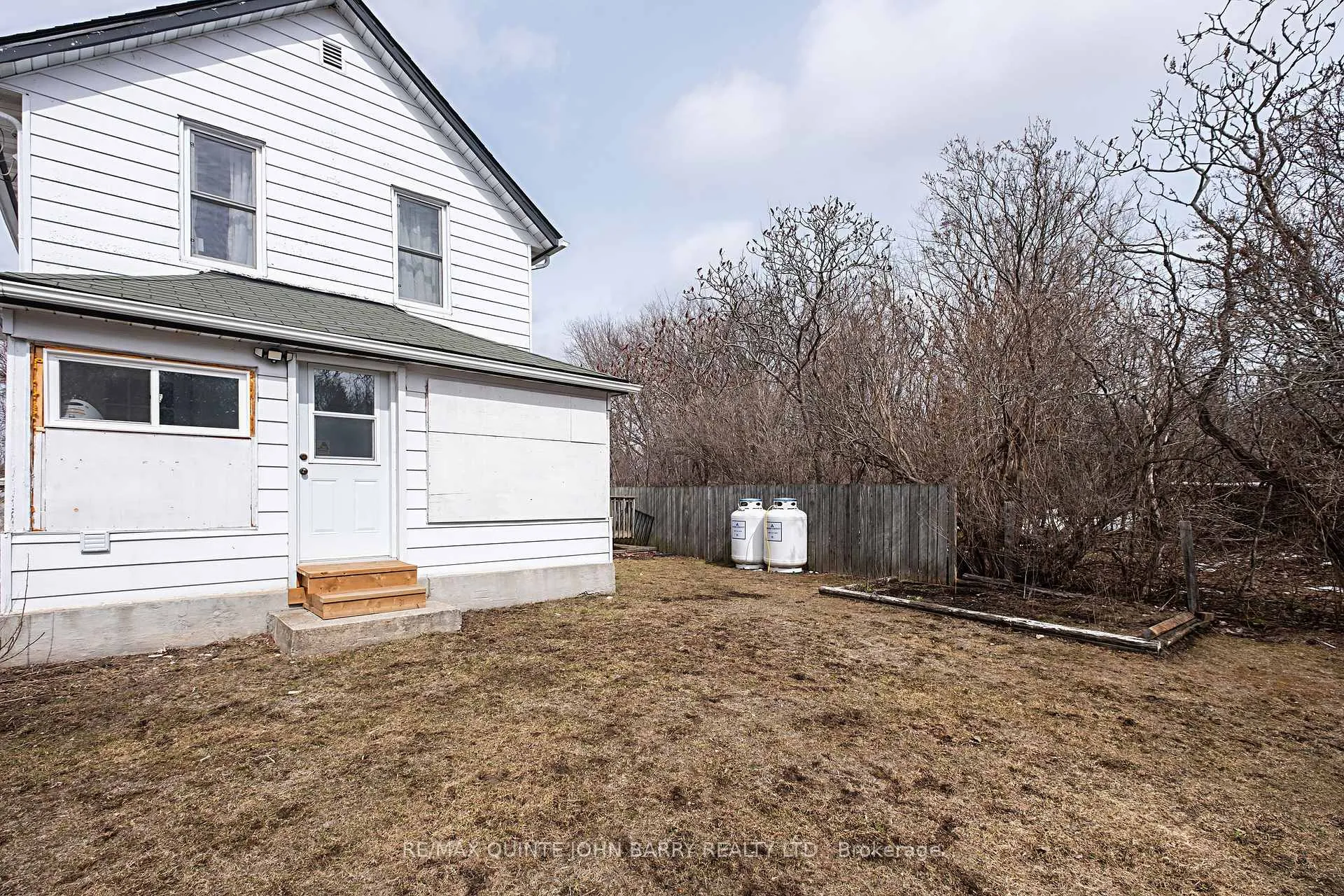 Photo 10 of 115 Dufferin Avenue, Quinte West, Trenton Ward — HOMEH