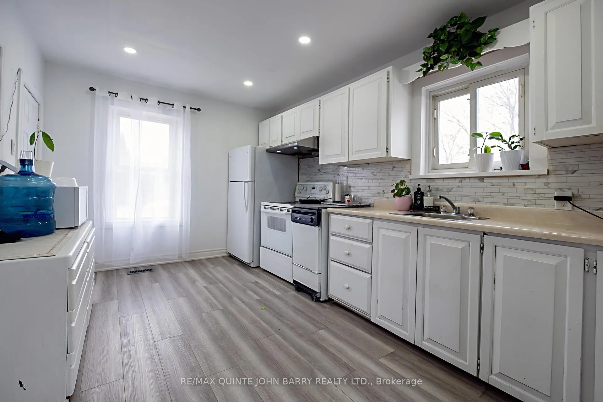 Photo 15 of 115 Dufferin Avenue, Quinte West, Trenton Ward — HOMEH