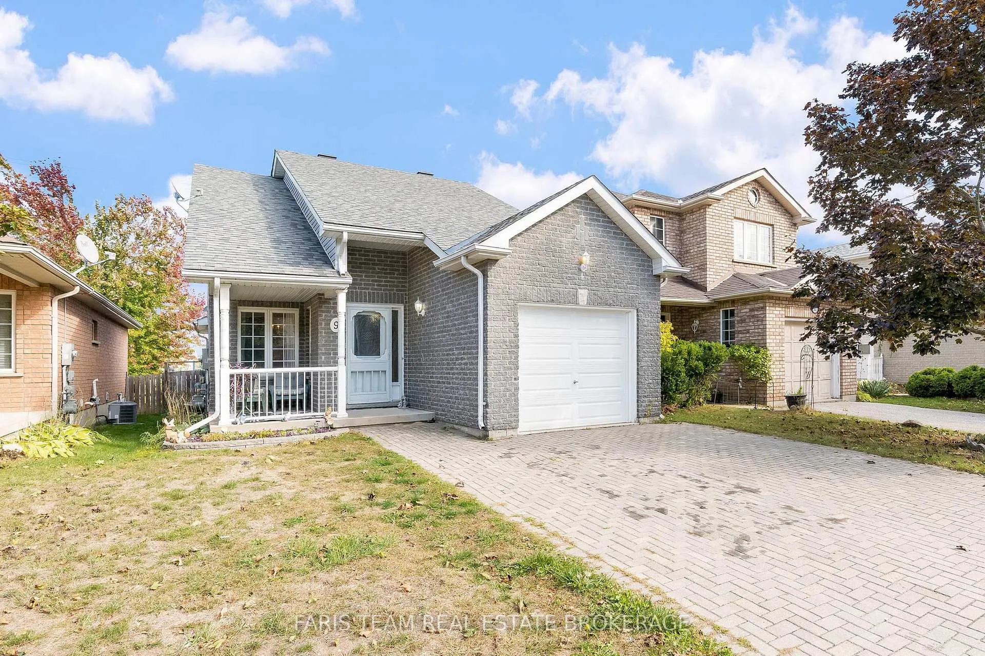 Photo 4 of 9 Julia Crescent, Orillia — HOMEH