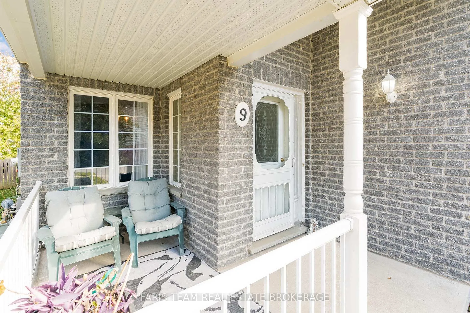 Photo 5 of 9 Julia Crescent, Orillia — HOMEH