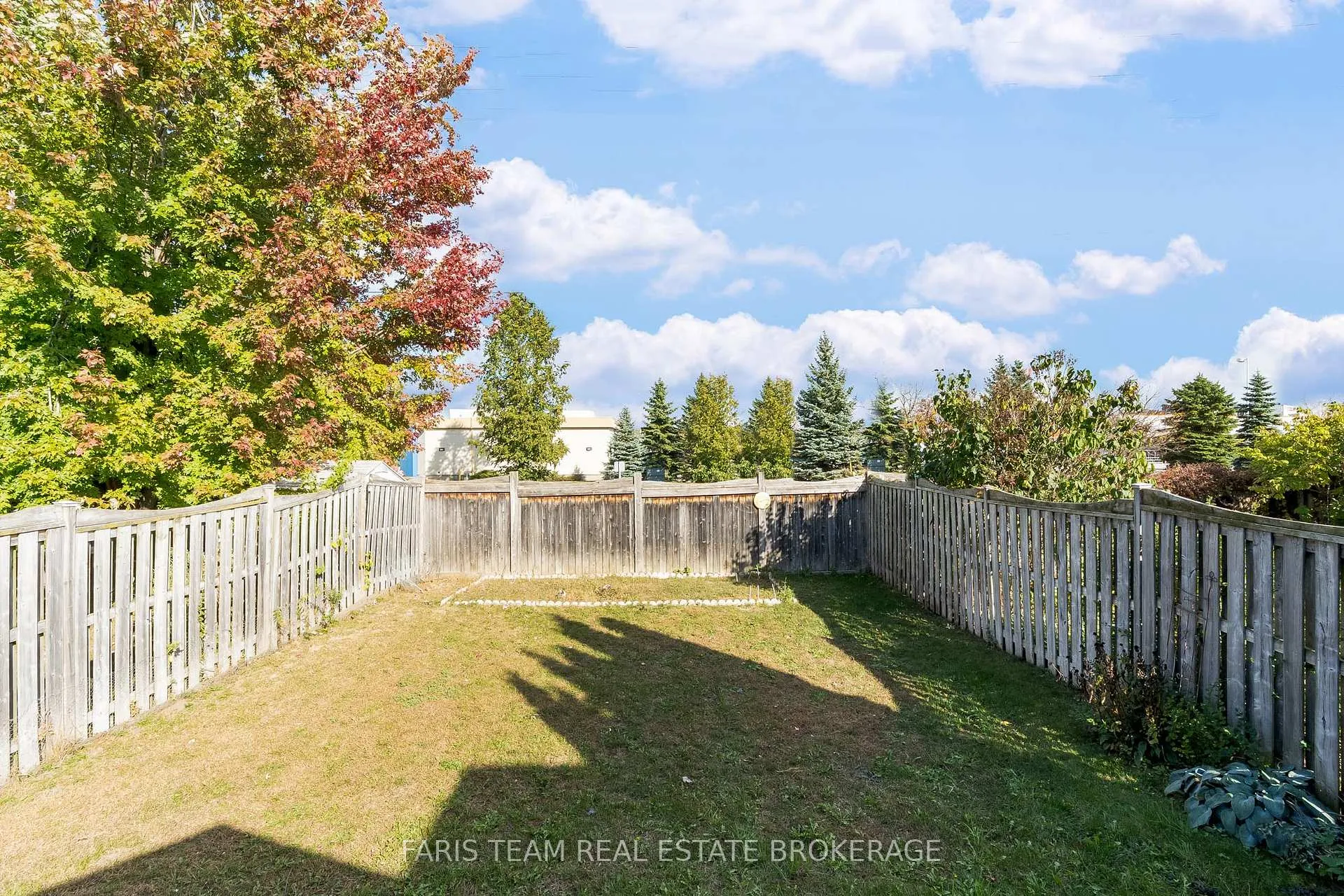 Photo 30 of 9 Julia Crescent, Orillia — HOMEH