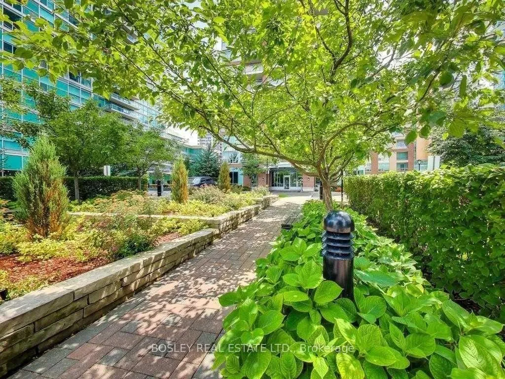 Photo 2 of Unit 511, 50 Lynn Williams Street, Toronto, Niagara — HOMEH