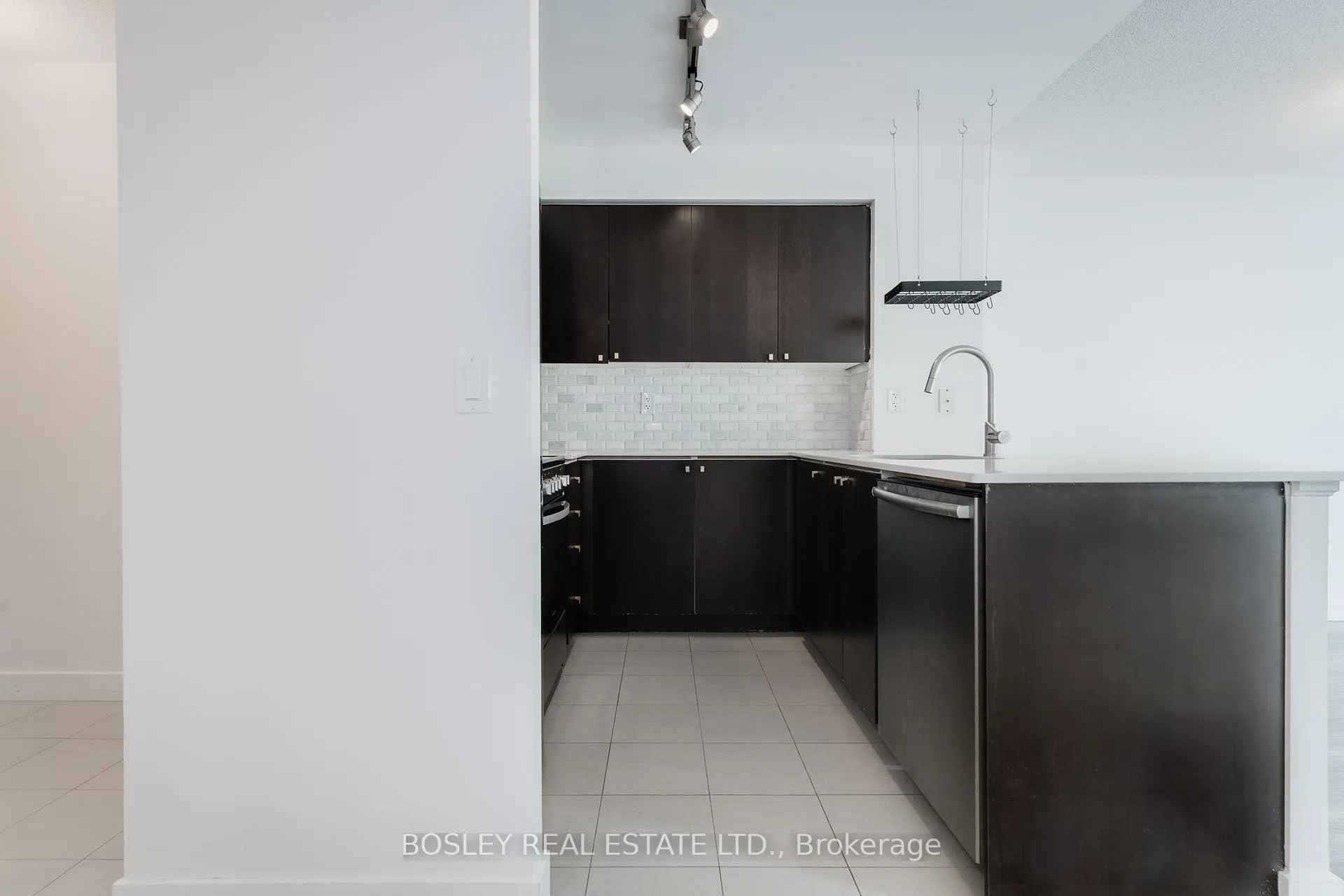 Photo 3 of Unit 511, 50 Lynn Williams Street, Toronto, Niagara — HOMEH