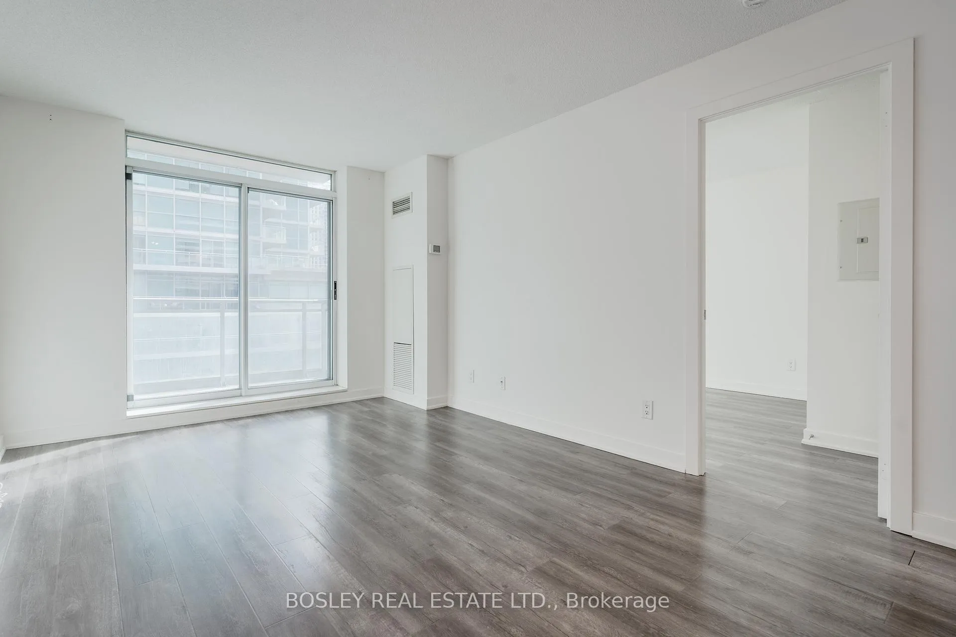 Photo 9 of Unit 511, 50 Lynn Williams Street, Toronto, Niagara — HOMEH