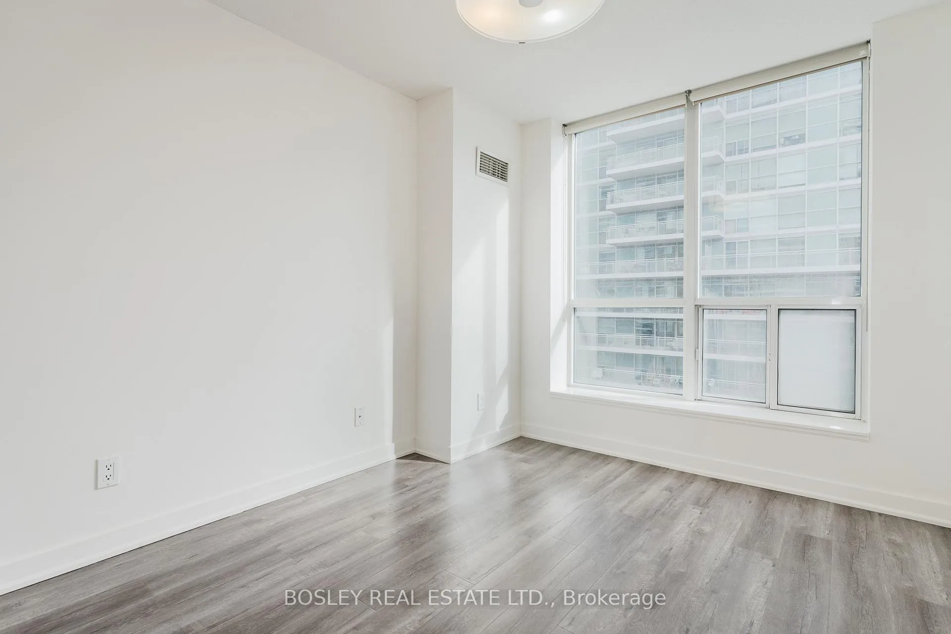 Photo 23 of Unit 511, 50 Lynn Williams Street, Toronto, Niagara — HOMEH