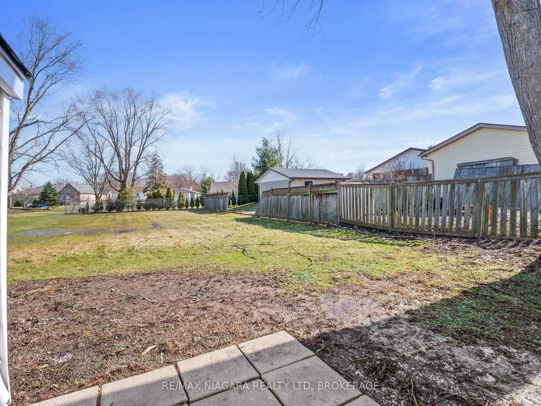 Photo 27 of 7957 Beaverdams Road, Niagara Falls, Ascot — HOMEH