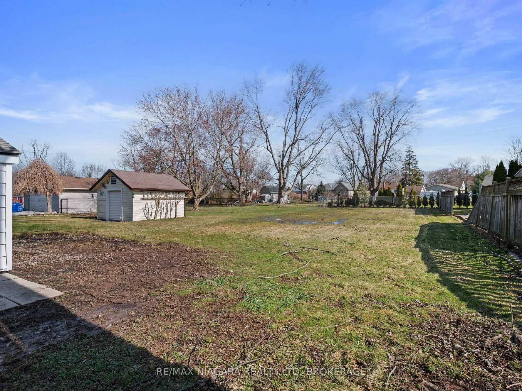 Photo 28 of 7957 Beaverdams Road, Niagara Falls, Ascot — HOMEH