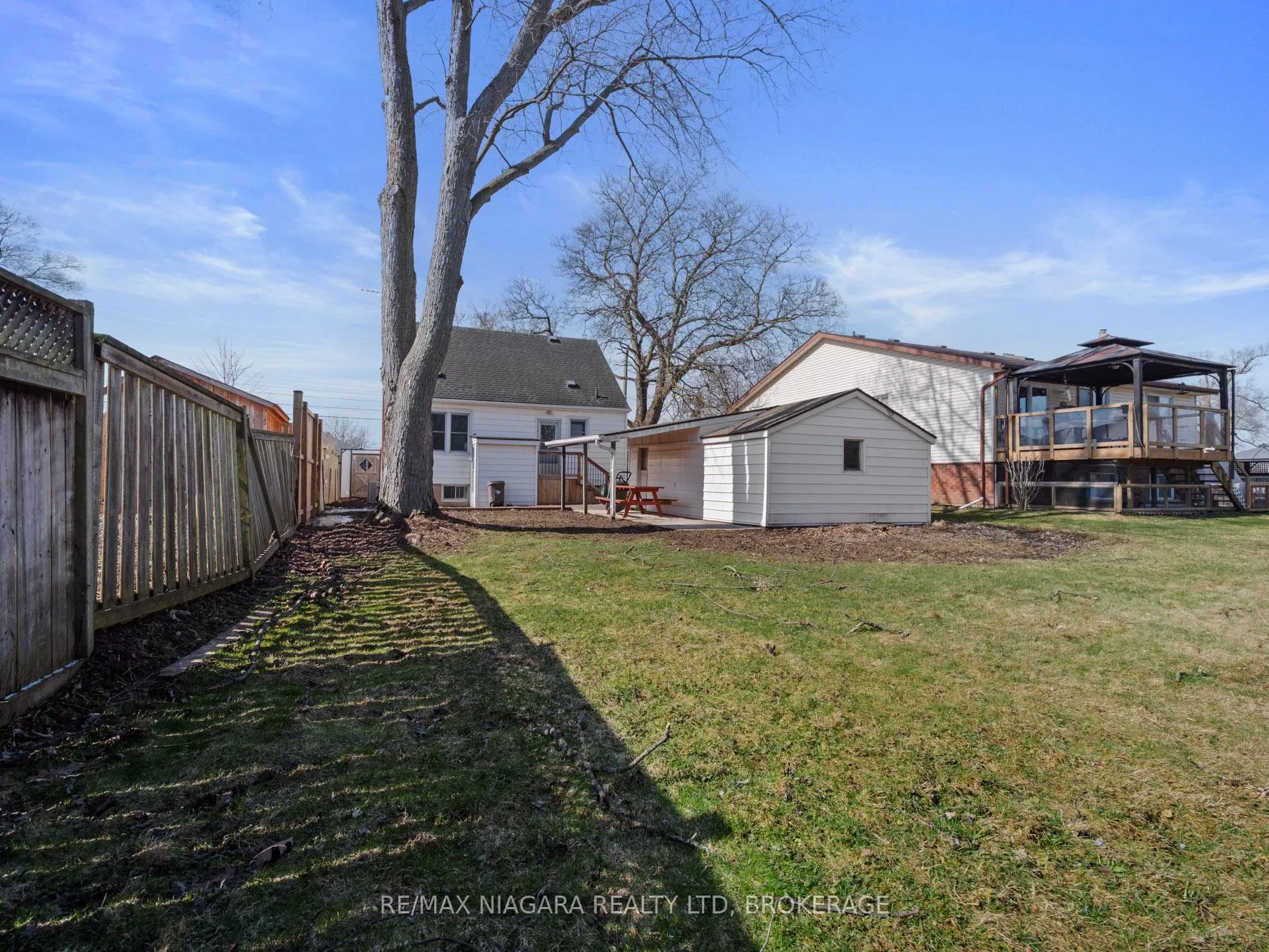 Photo 29 of 7957 Beaverdams Road, Niagara Falls, Ascot — HOMEH