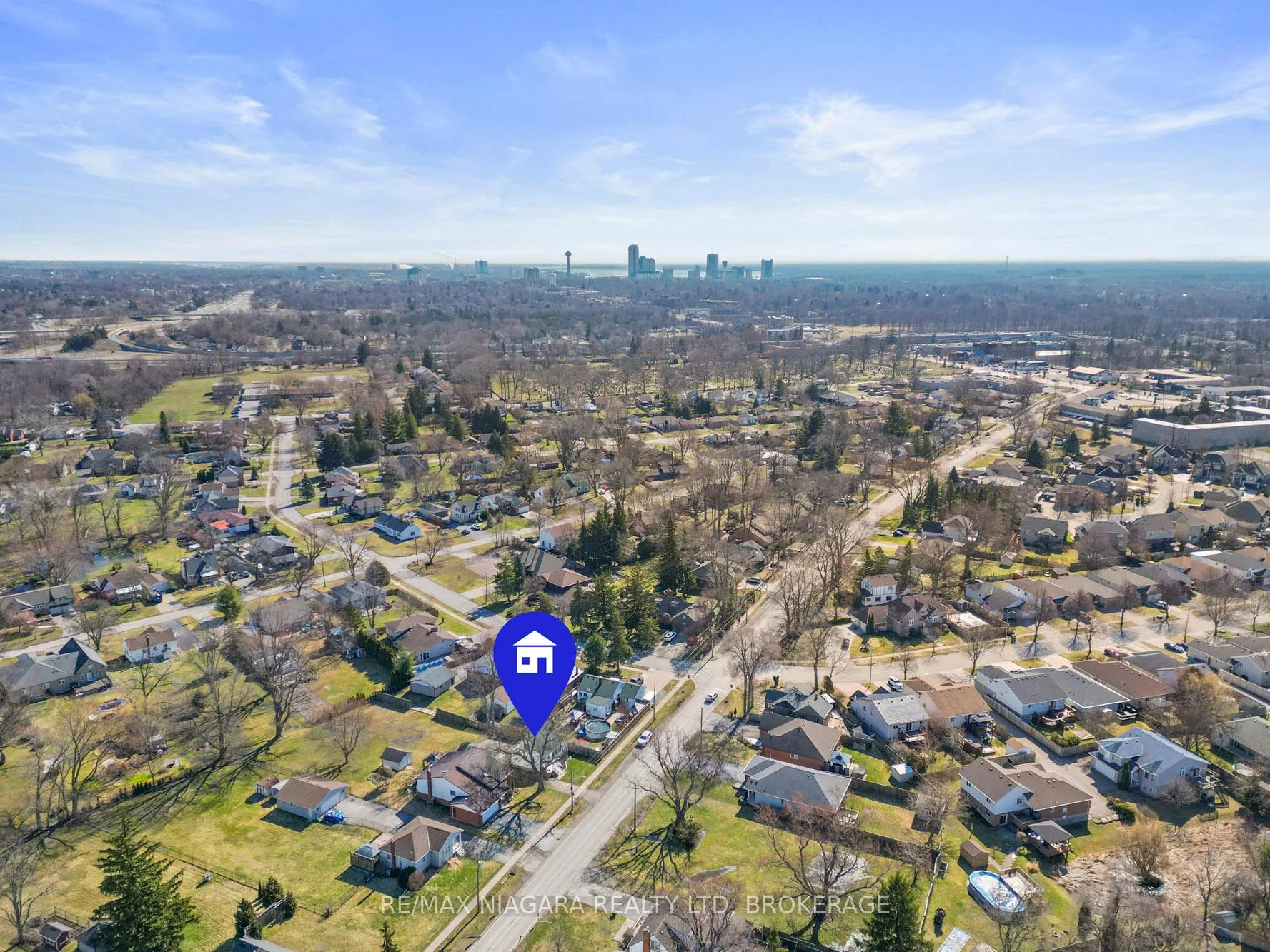 Photo 37 of 7957 Beaverdams Road, Niagara Falls, Ascot — HOMEH