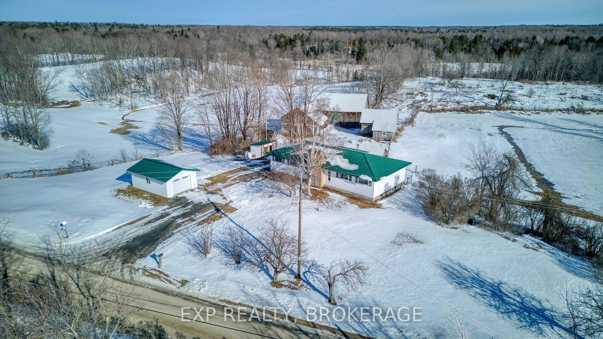 Photo 3 of 2720 Bell Line Road, Frontenac, Frontenac Centre — HOMEH