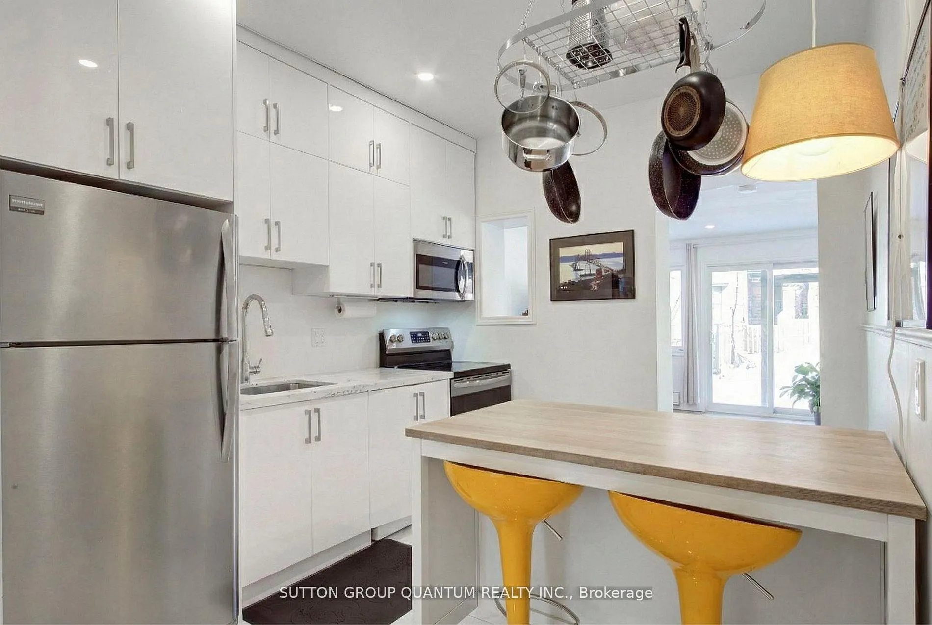Photo 7 of 232 Pearson Avenue, Toronto, High Park-Swansea — HOMEH