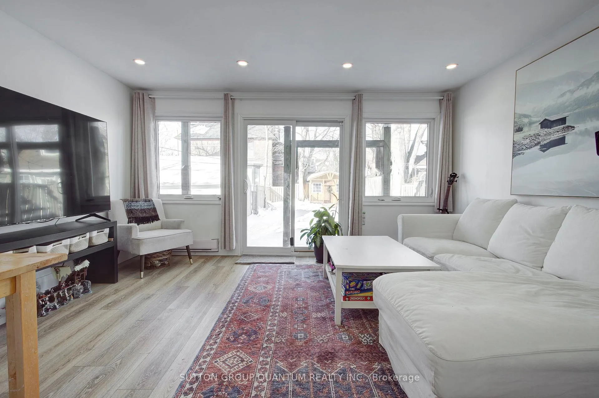 Photo 10 of 232 Pearson Avenue, Toronto, High Park-Swansea — HOMEH