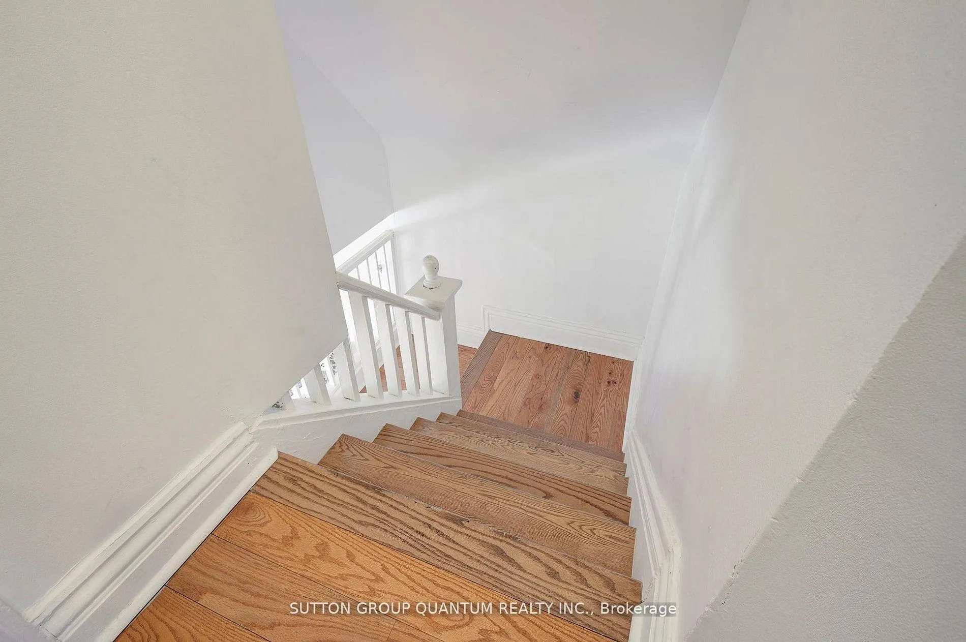 Photo 31 of 232 Pearson Avenue, Toronto, High Park-Swansea — HOMEH