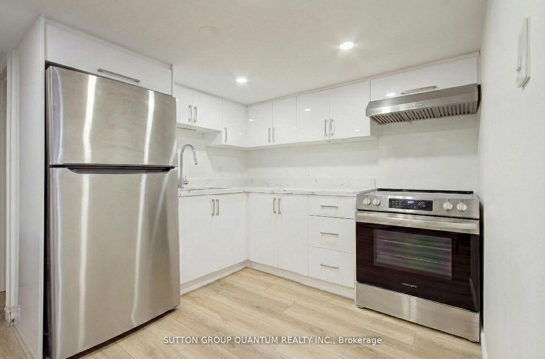 Photo 39 of 232 Pearson Avenue, Toronto, High Park-Swansea — HOMEH