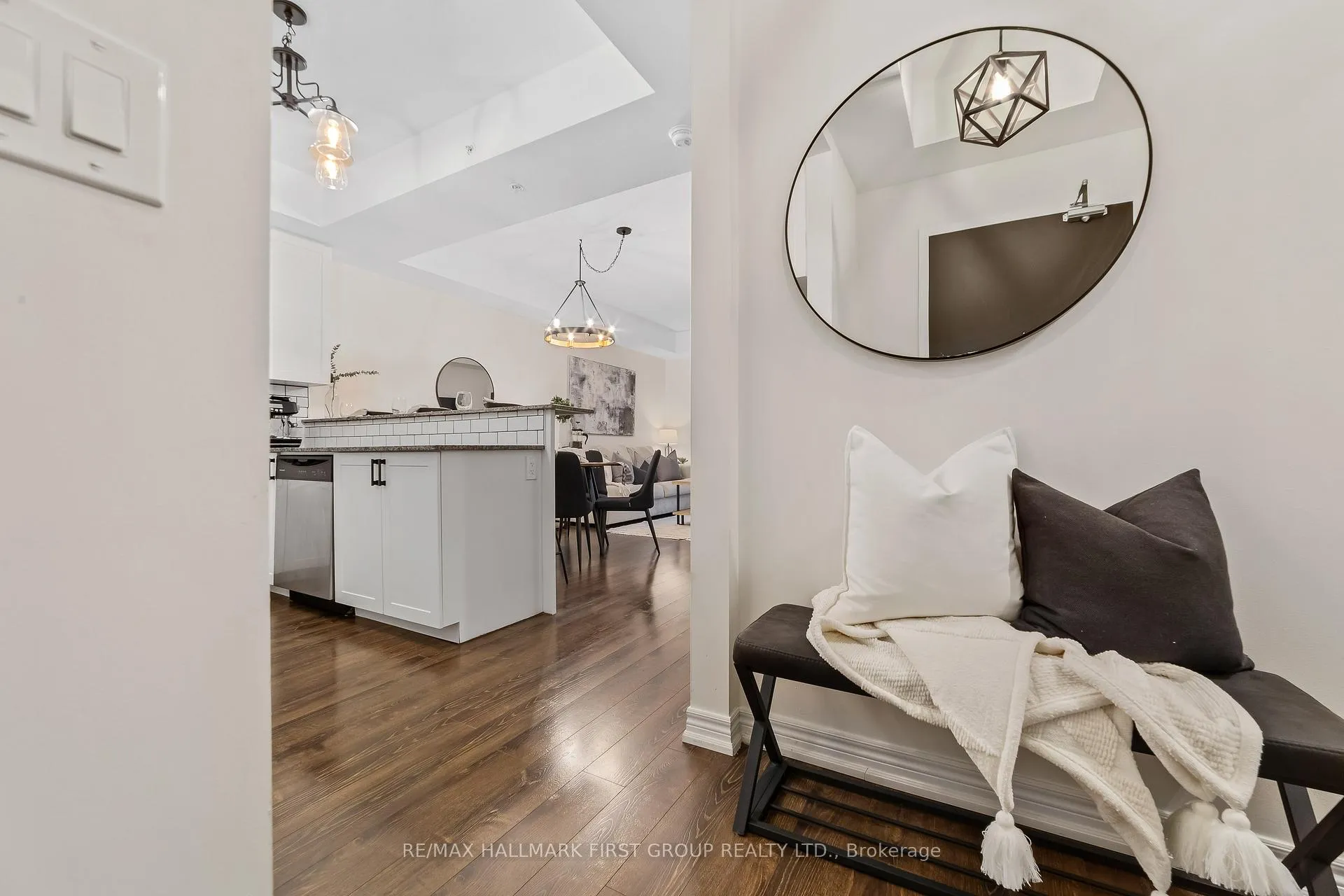 Photo 5 of Unit 102, 660 Gordon Street, Whitby, Port Whitby — HOMEH