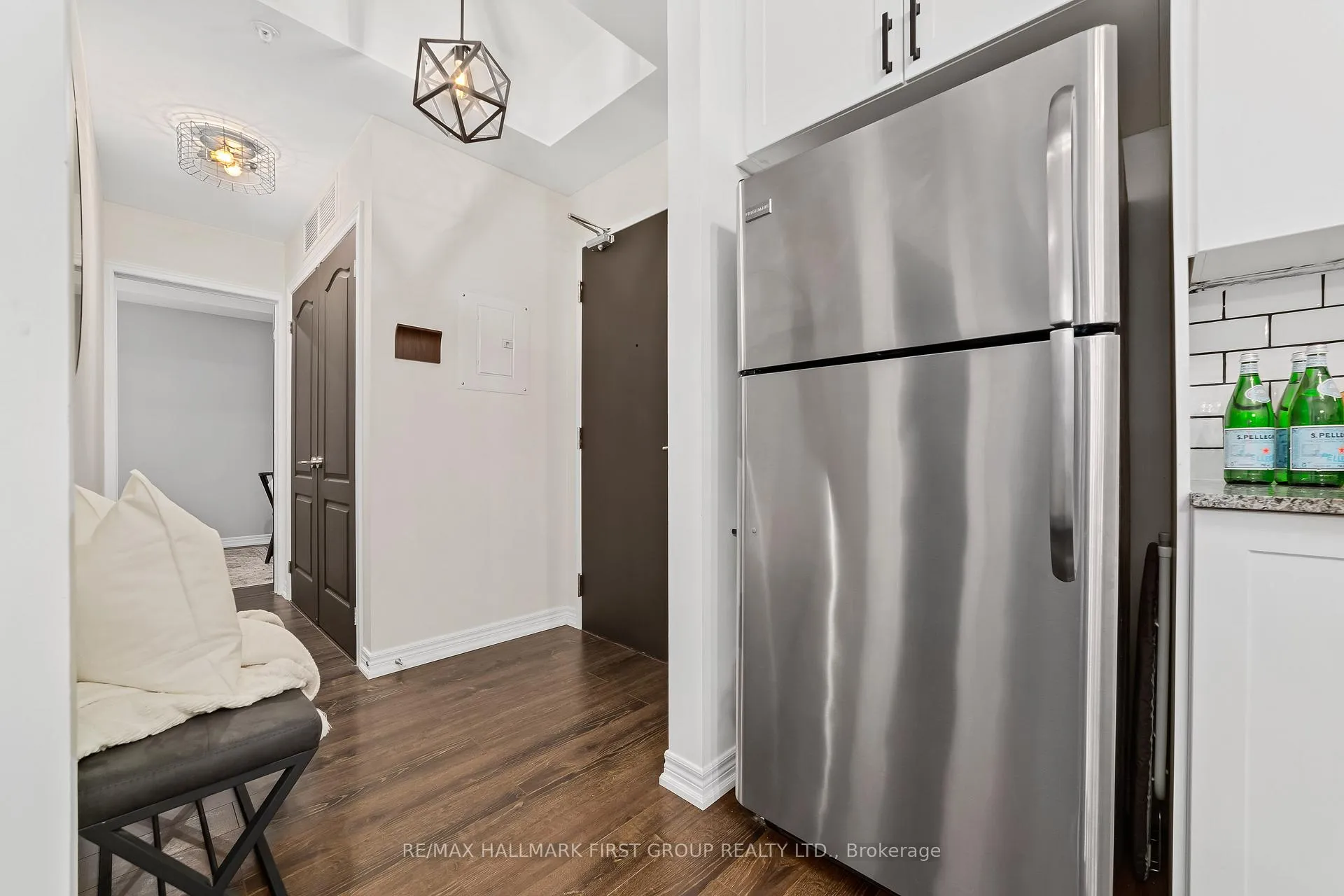 Photo 8 of Unit 102, 660 Gordon Street, Whitby, Port Whitby — HOMEH
