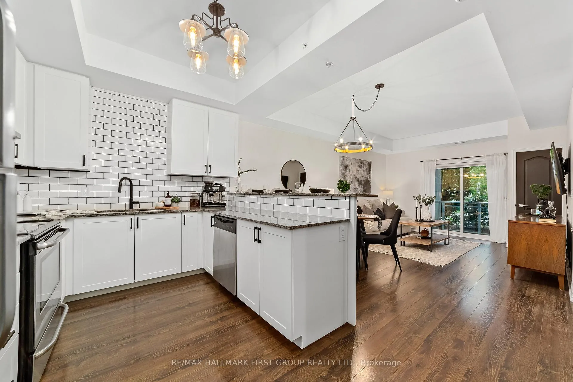 Photo 10 of Unit 102, 660 Gordon Street, Whitby, Port Whitby — HOMEH