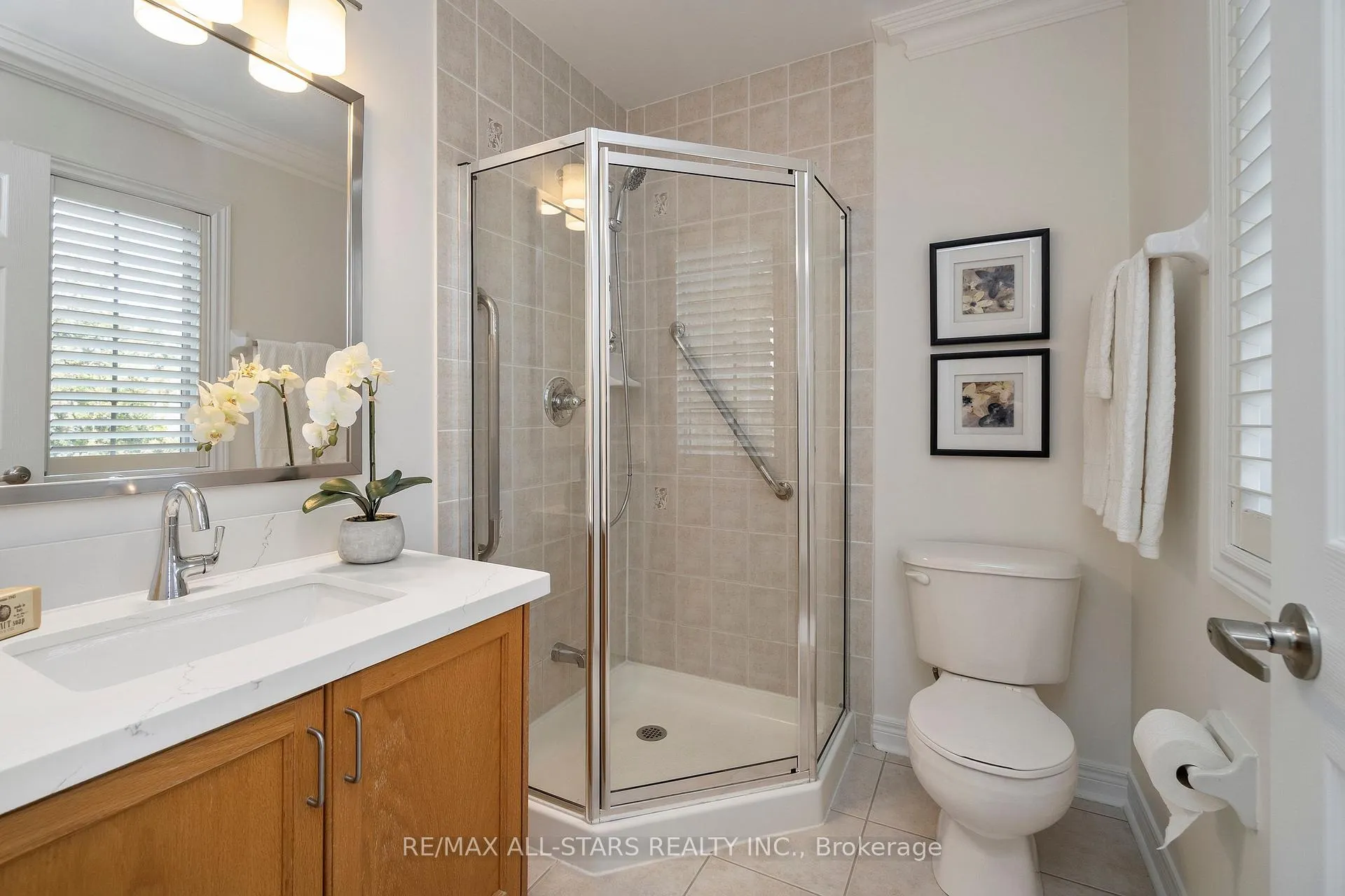 Photo 25 of 29 Wave Hill Way, Markham, Greensborough — HOMEH