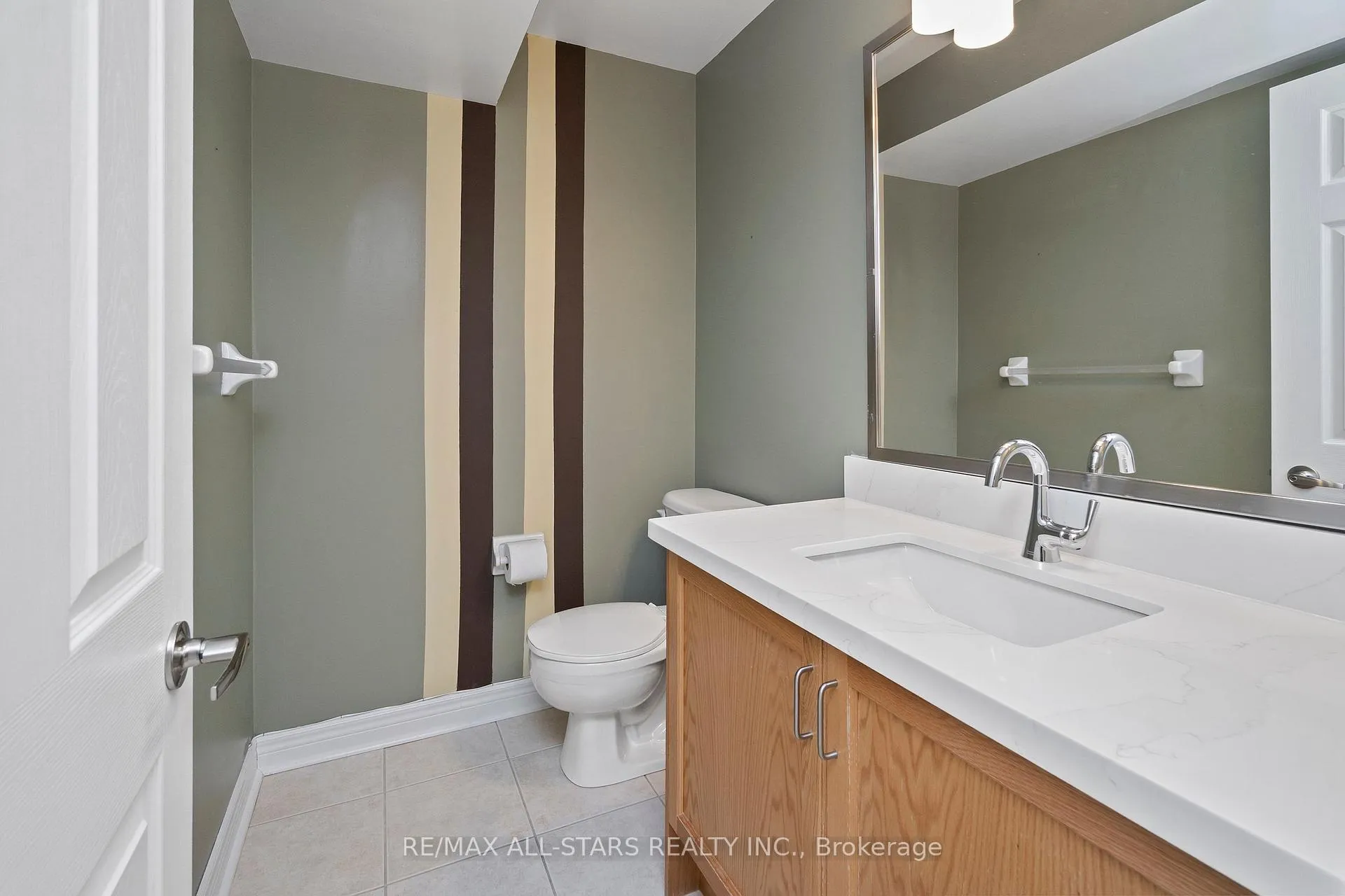 Photo 27 of 29 Wave Hill Way, Markham, Greensborough — HOMEH