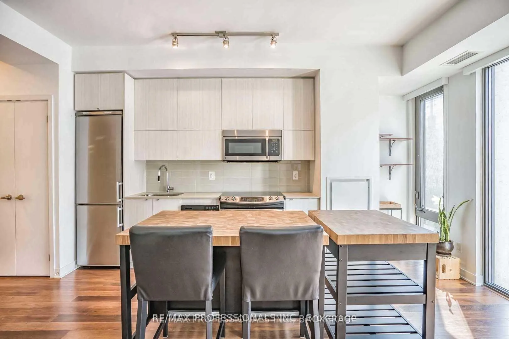 Photo 12 of Unit 611, 32 Camden Street, Toronto, Waterfront Communities — HOMEH
