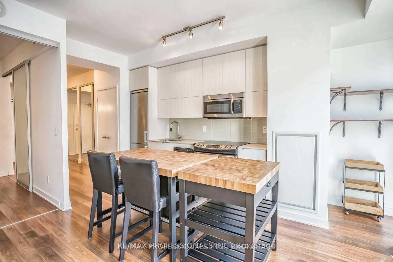 Photo 13 of Unit 611, 32 Camden Street, Toronto, Waterfront Communities — HOMEH