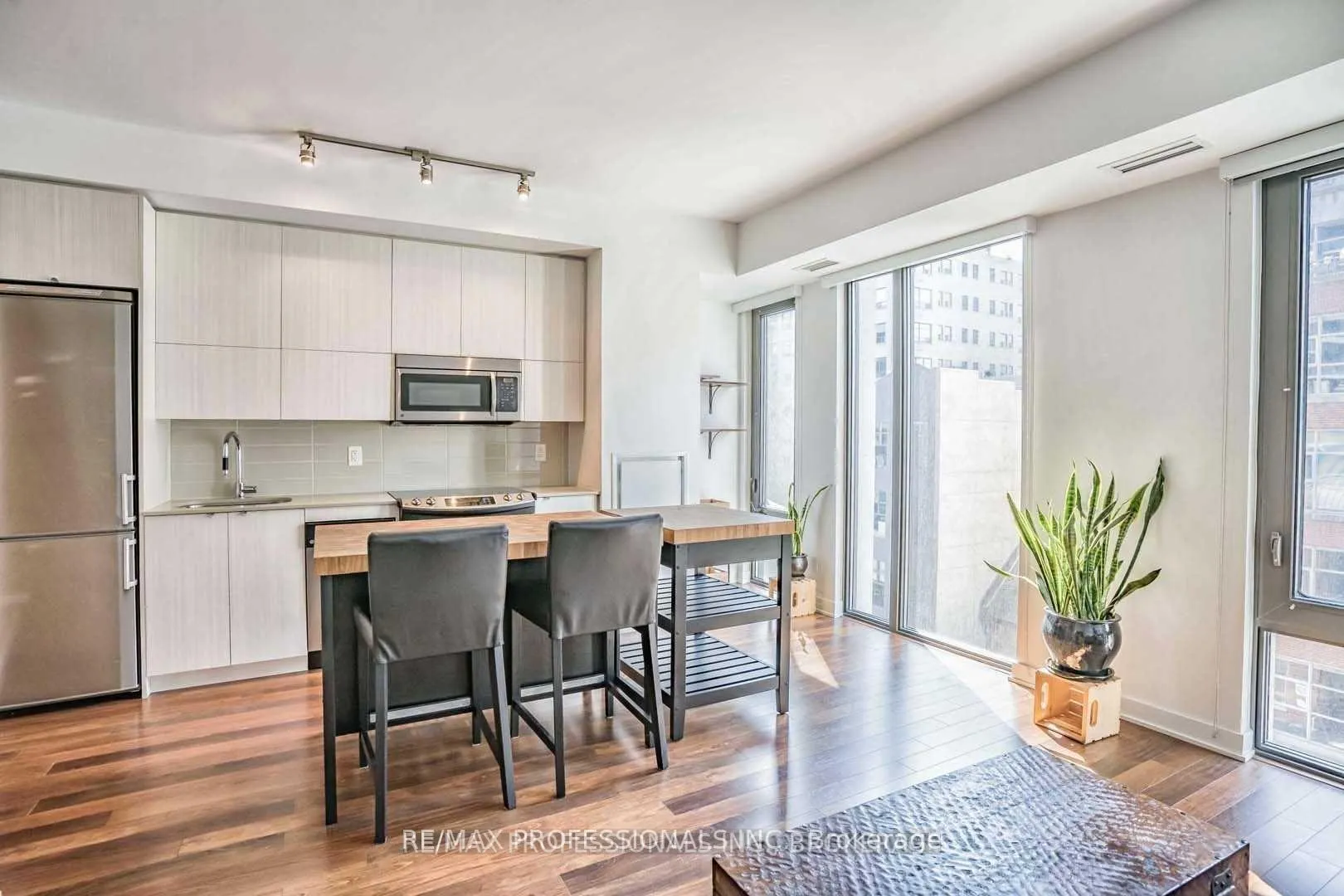 Photo 15 of Unit 611, 32 Camden Street, Toronto, Waterfront Communities — HOMEH