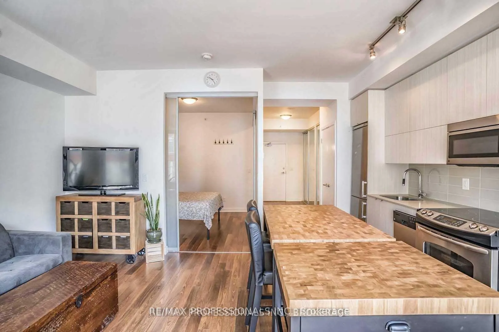 Photo 22 of Unit 611, 32 Camden Street, Toronto, Waterfront Communities — HOMEH