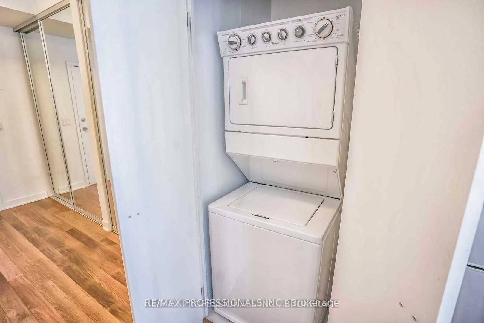 Photo 27 of Unit 611, 32 Camden Street, Toronto, Waterfront Communities — HOMEH
