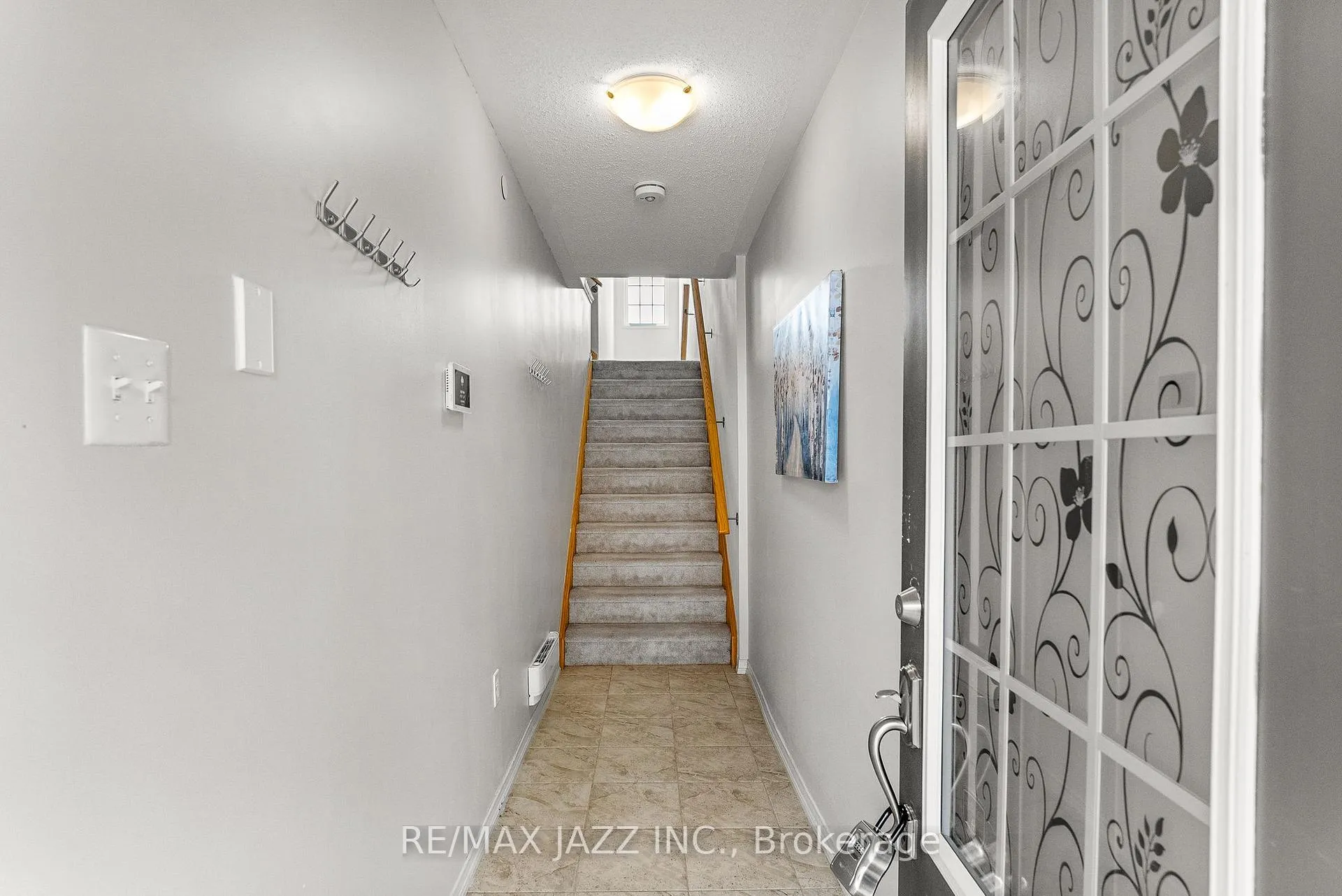 Photo 5 of Unit 331, 2338 Chevron Prince Path, Oshawa, Windfields — HOMEH