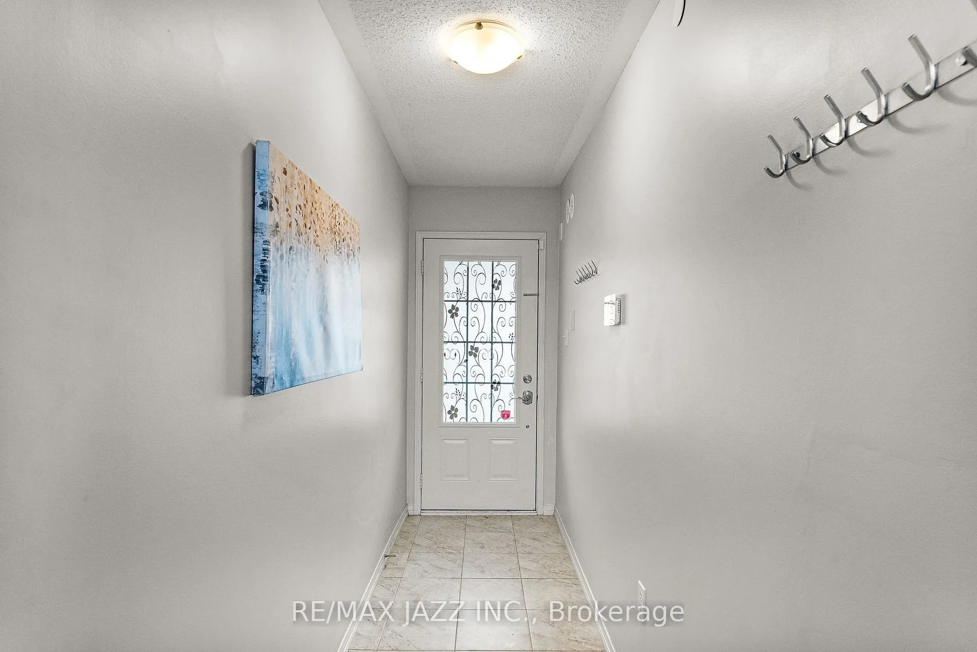Photo 6 of Unit 331, 2338 Chevron Prince Path, Oshawa, Windfields — HOMEH