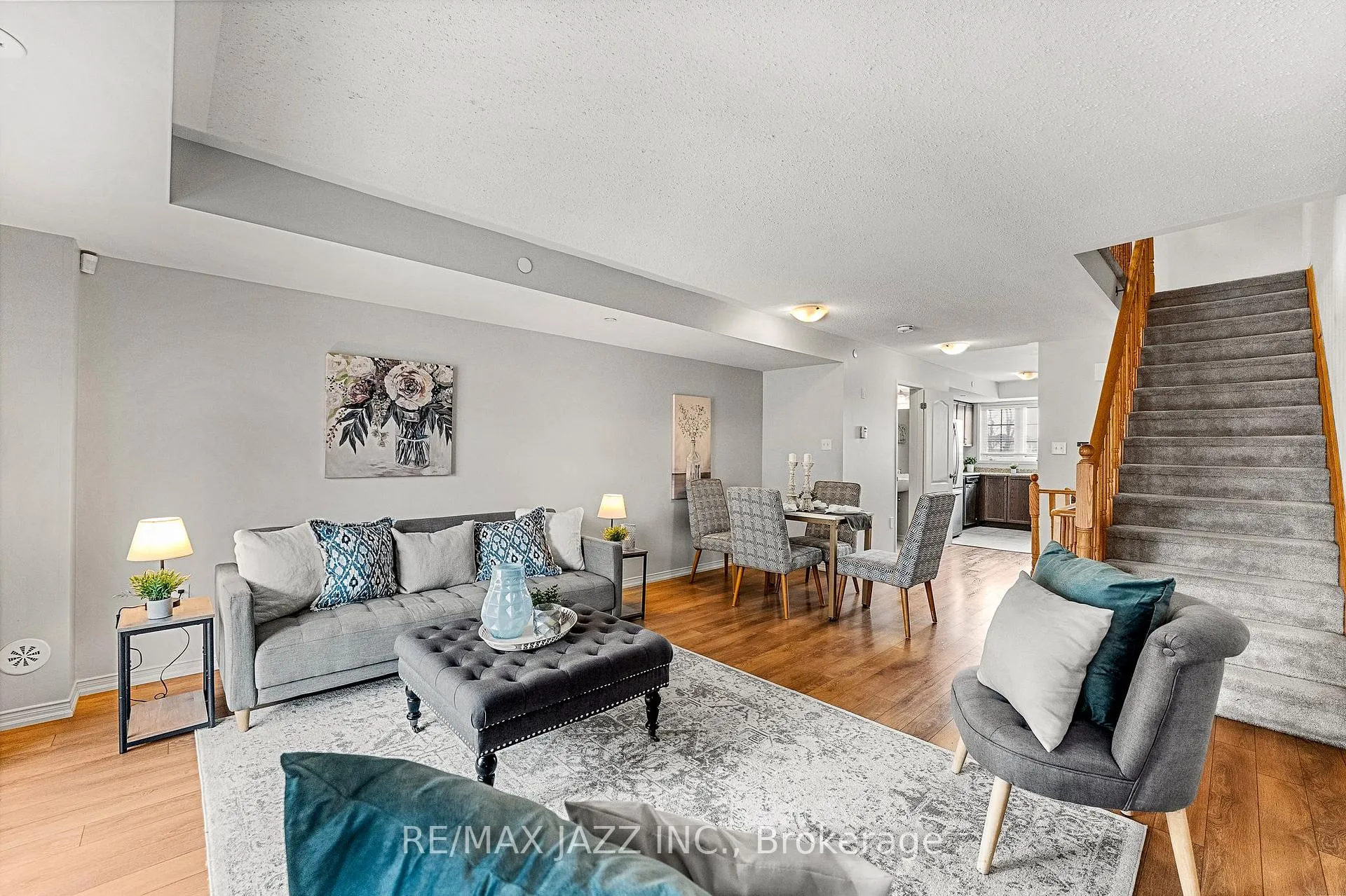 Photo 11 of Unit 331, 2338 Chevron Prince Path, Oshawa, Windfields — HOMEH